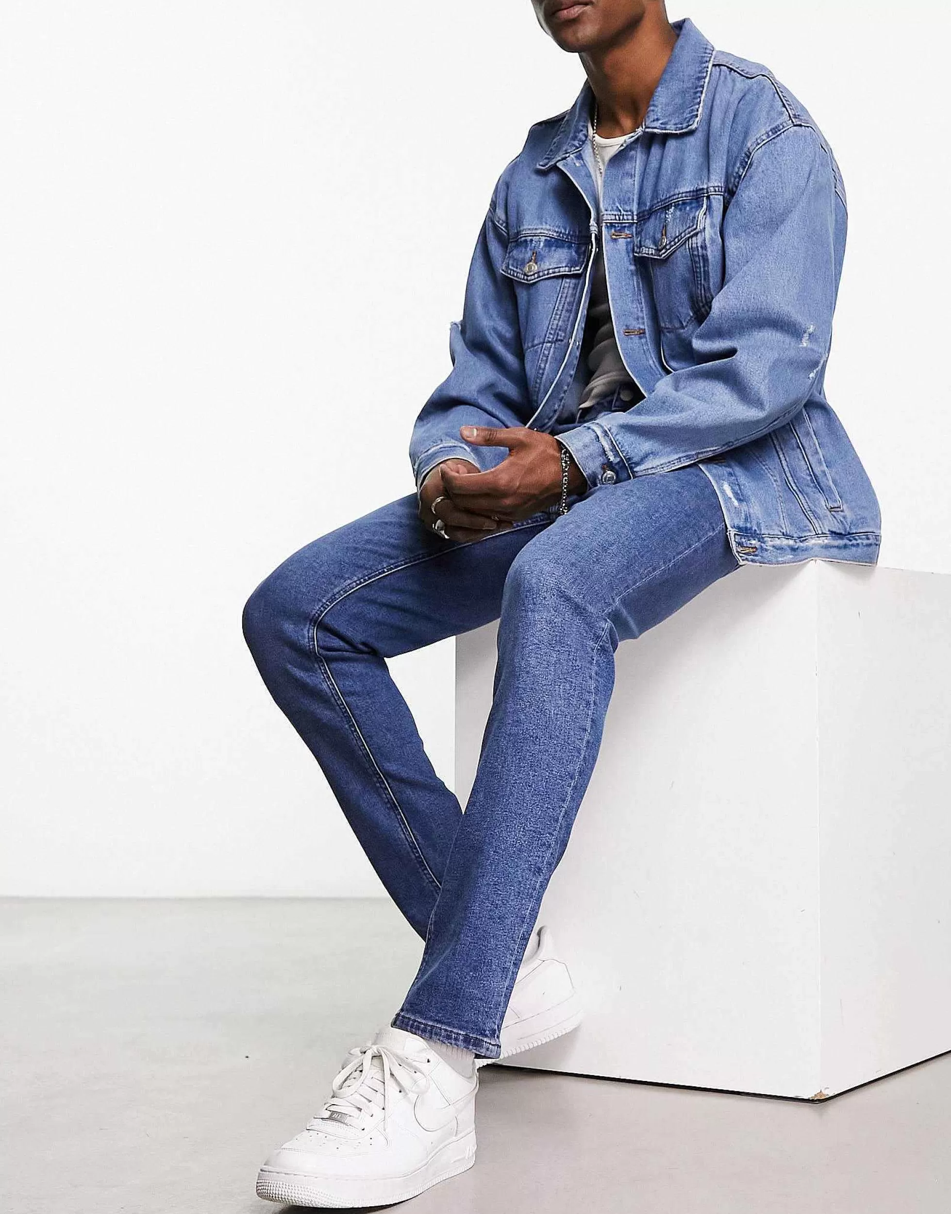 Men DESIGN Skinny Jeans In