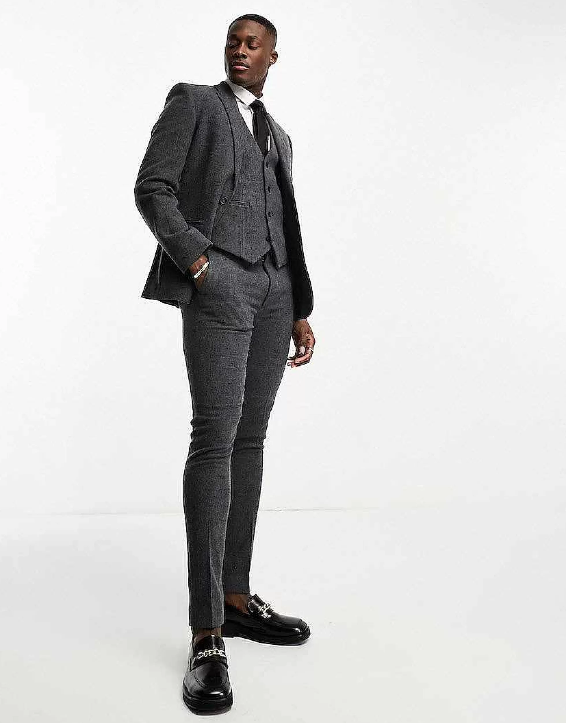 Men DESIGN Skinny Wool Mix Suit In Herringbone In Charcoal
