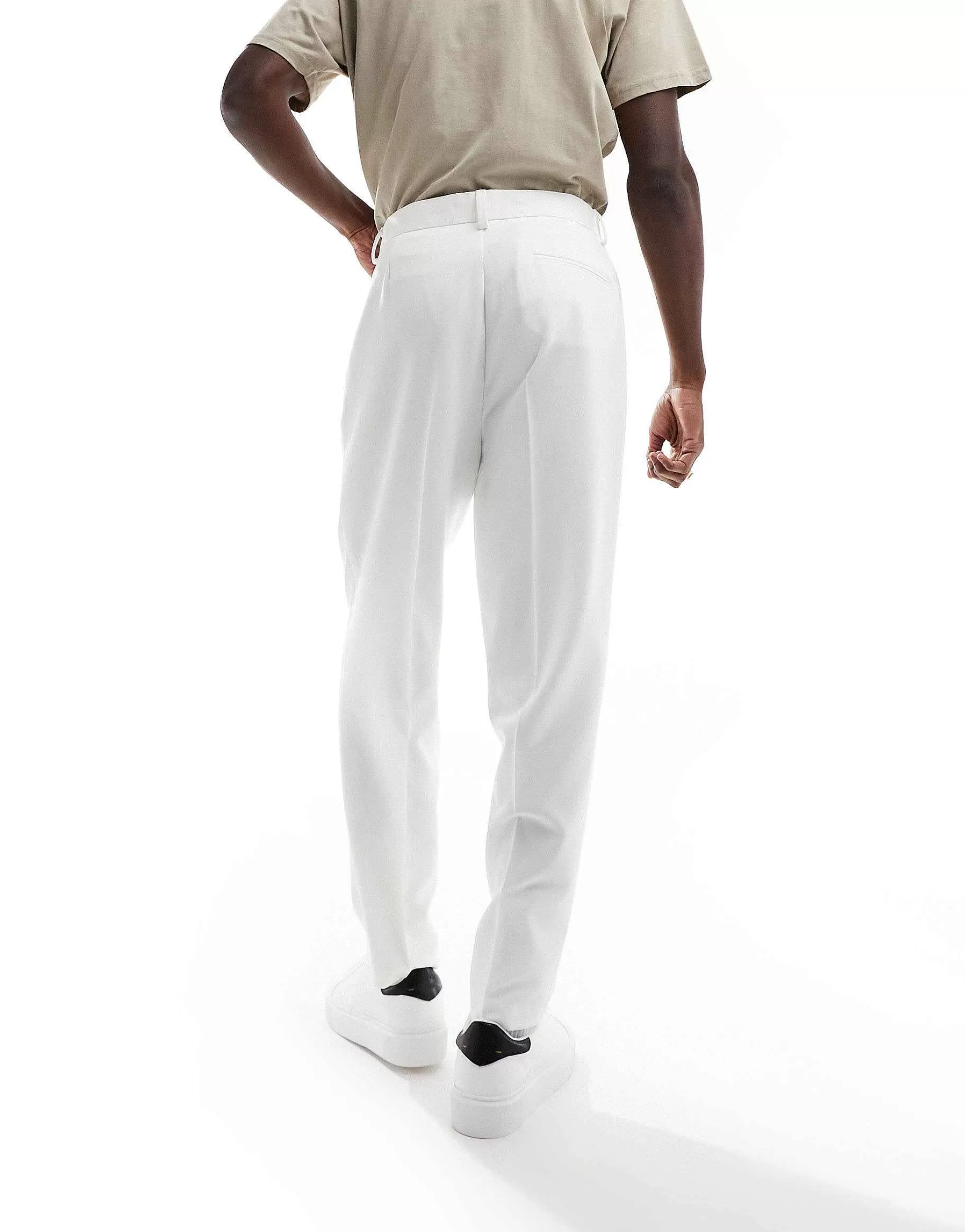Men DESIGN Smart Oversized Tapered Fit Trousers In