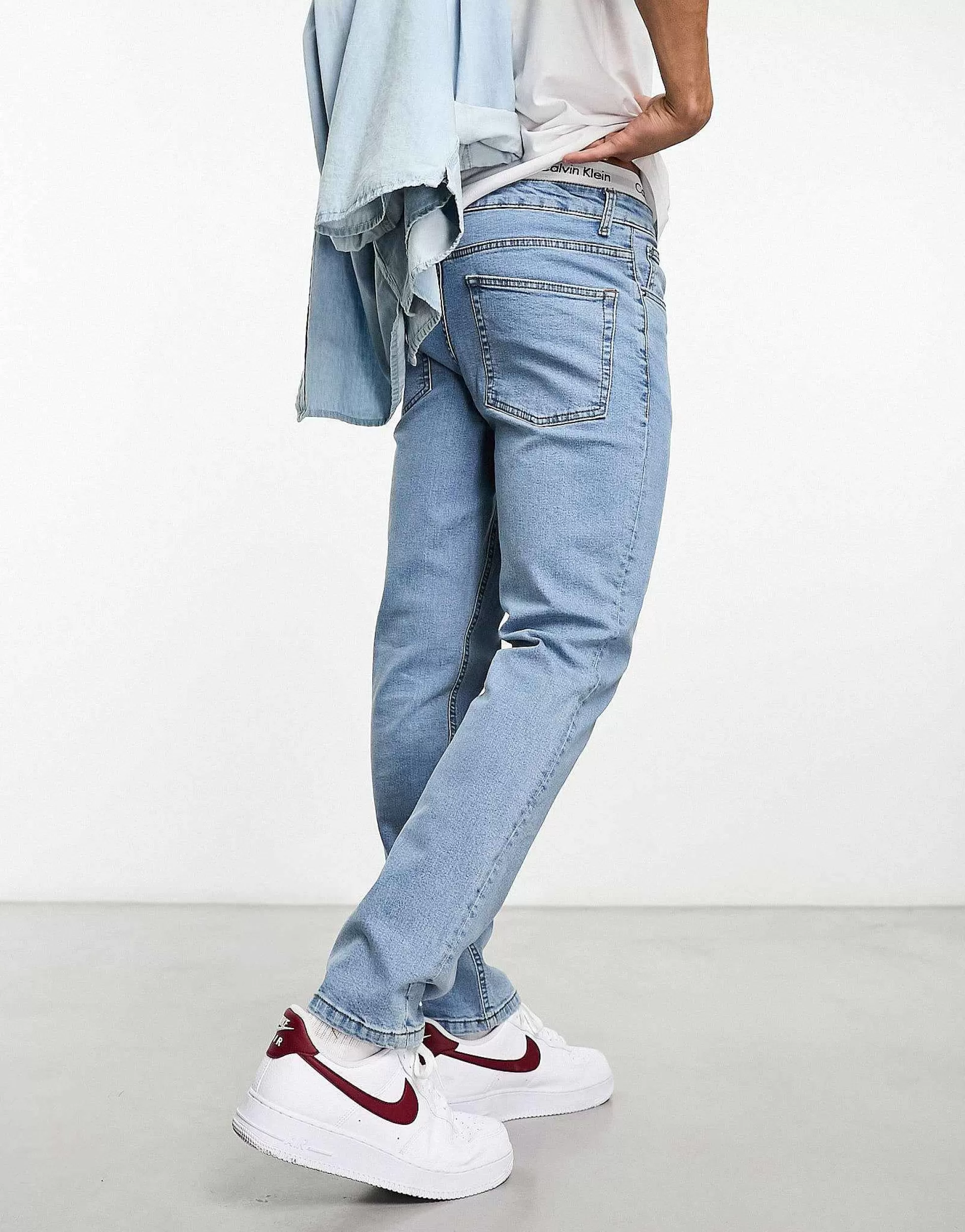 Men DESIGN Stretch Slim Jeans In Light Wash