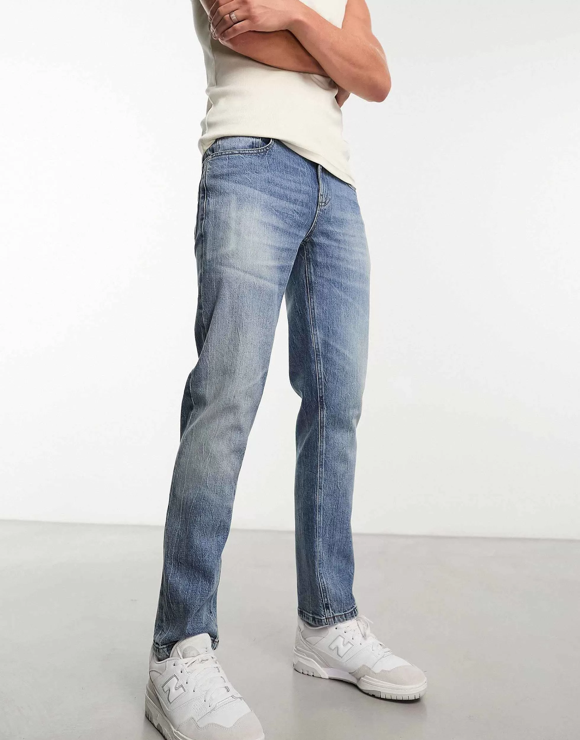 Men DESIGN Stretch Slim Jeans In Vintage Light Wash