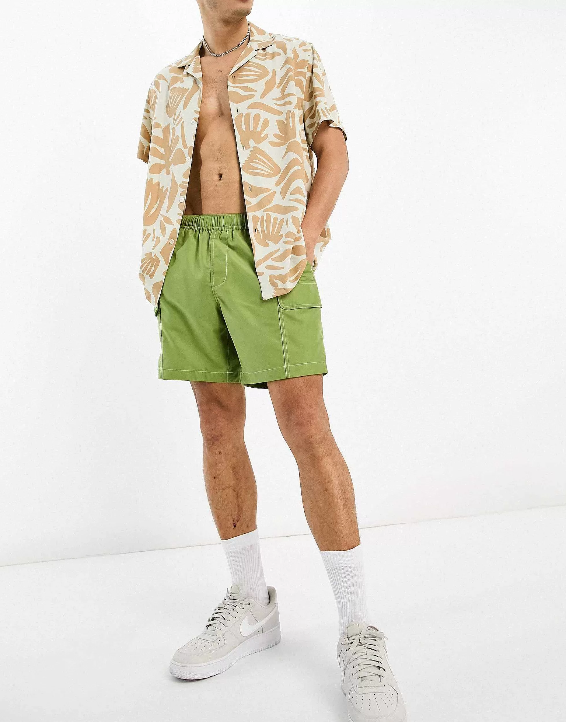 Men DESIGN Swim Shorts In Mid Length With Cargo Pockets In