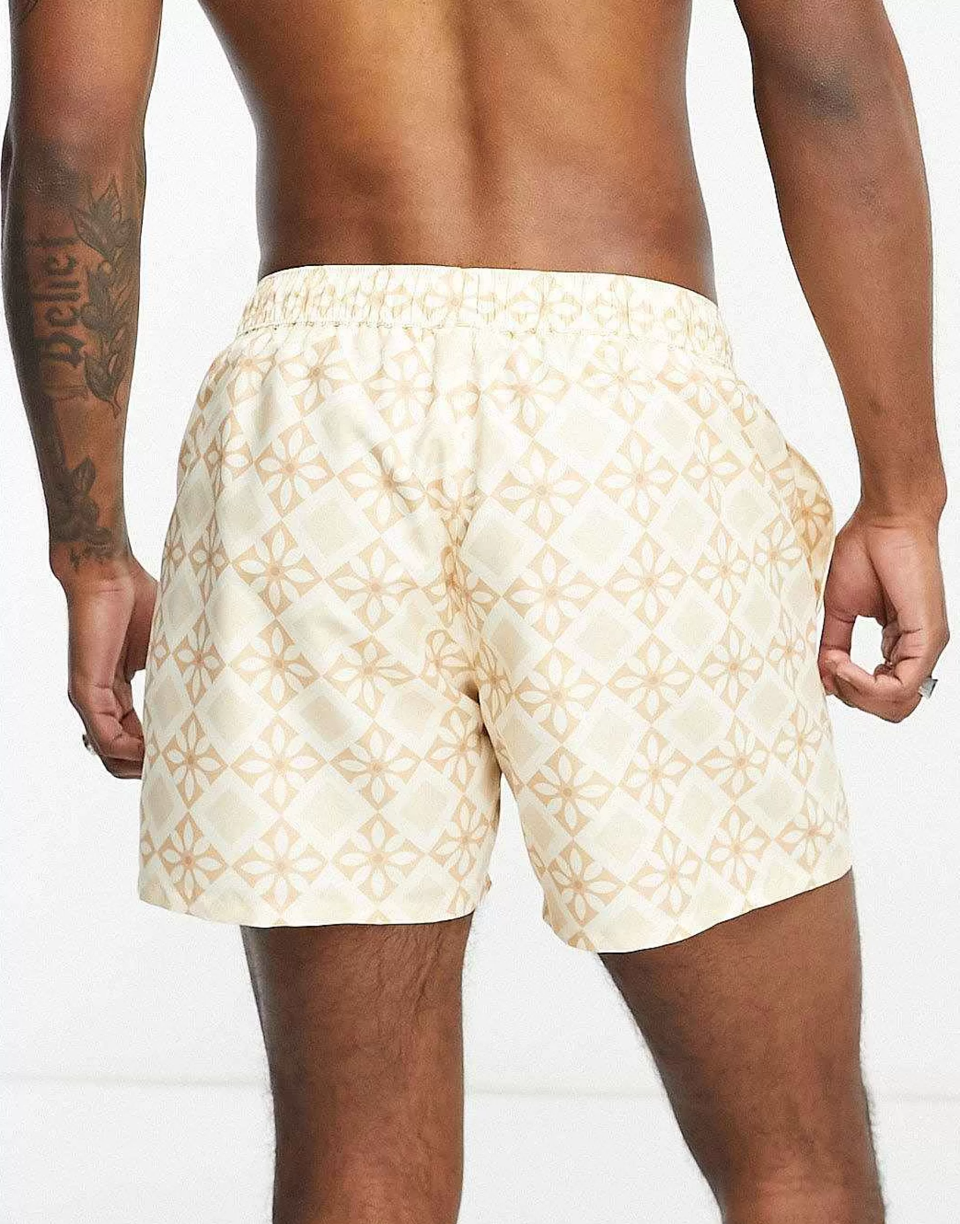 Men DESIGN Swim Shorts In Short Length In Tile Print