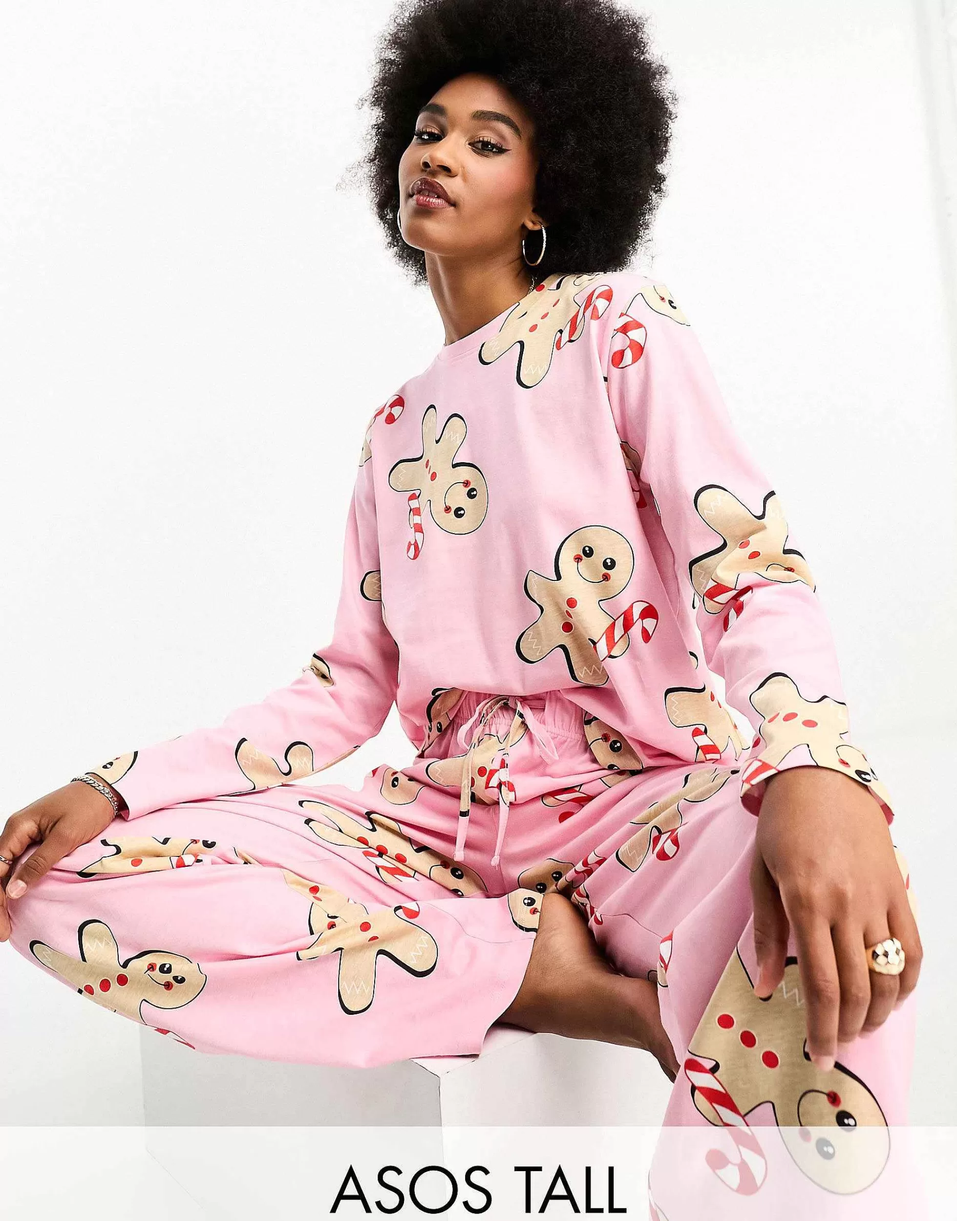 Women DESIGN Tall Christmas Gingerbread Long Sleeve Top & Trouser Pyjama Set In