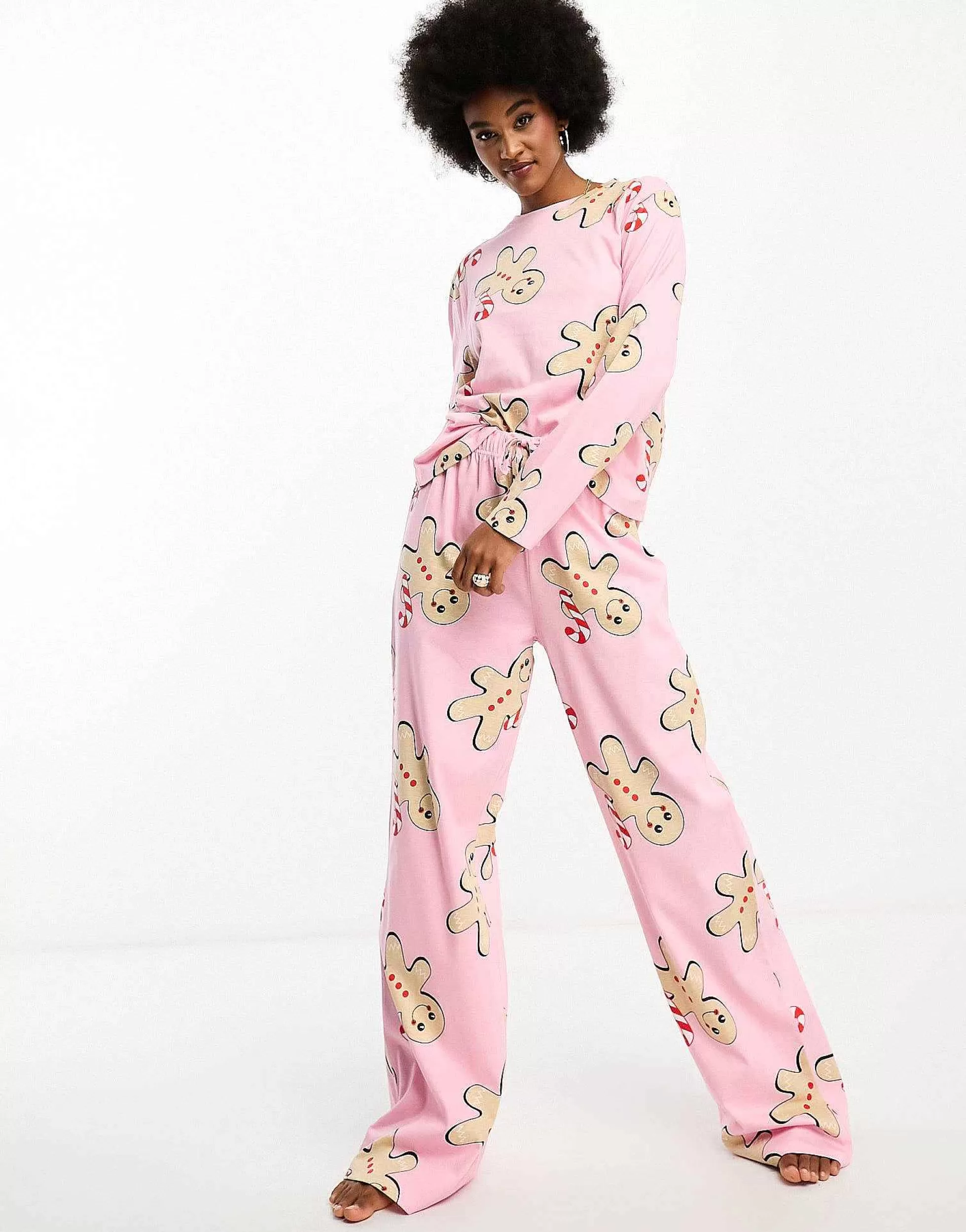 Women DESIGN Tall Christmas Gingerbread Long Sleeve Top & Trouser Pyjama Set In