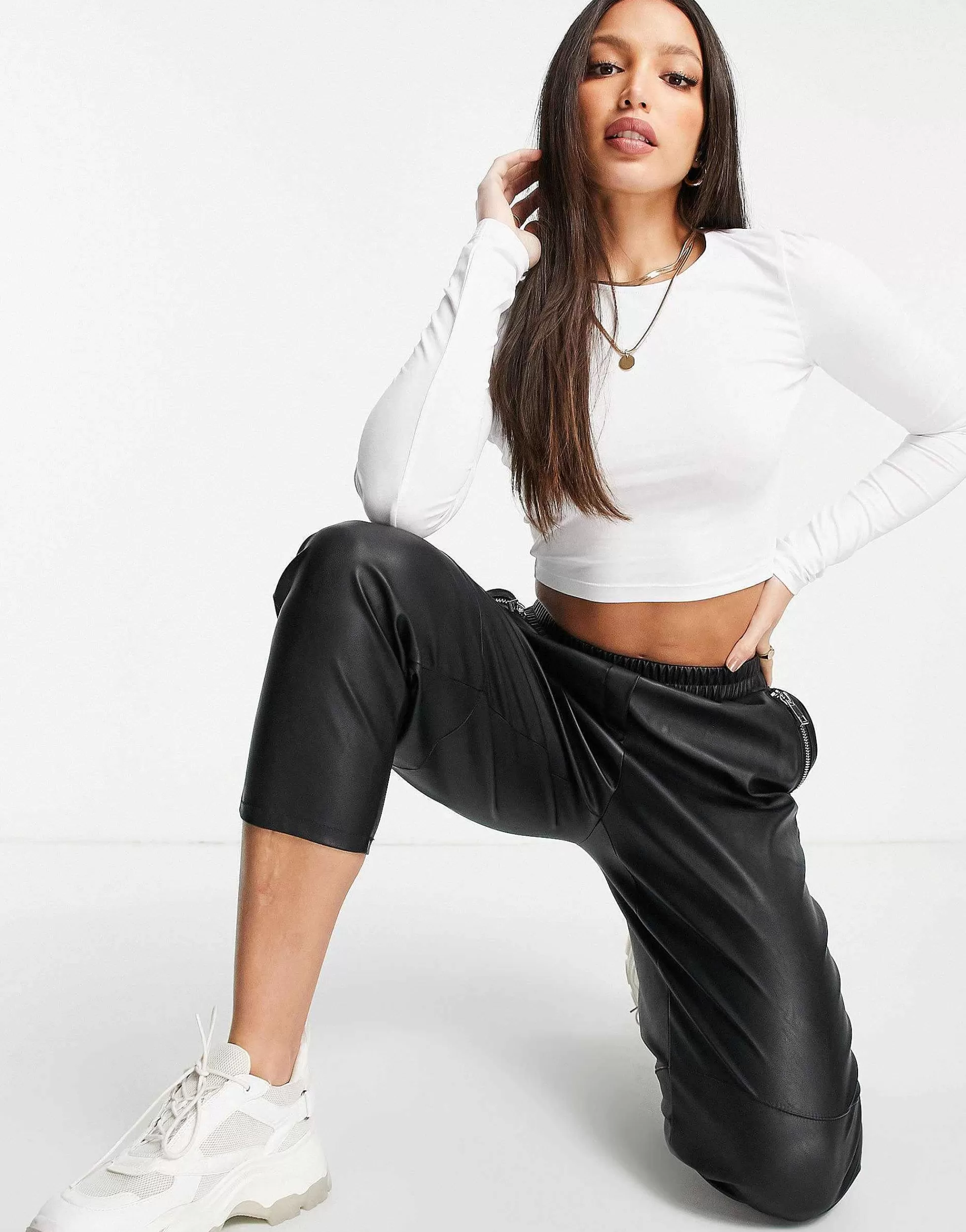 Women Tall Design Fitted Crop T-Shirt With Long Sleeve In