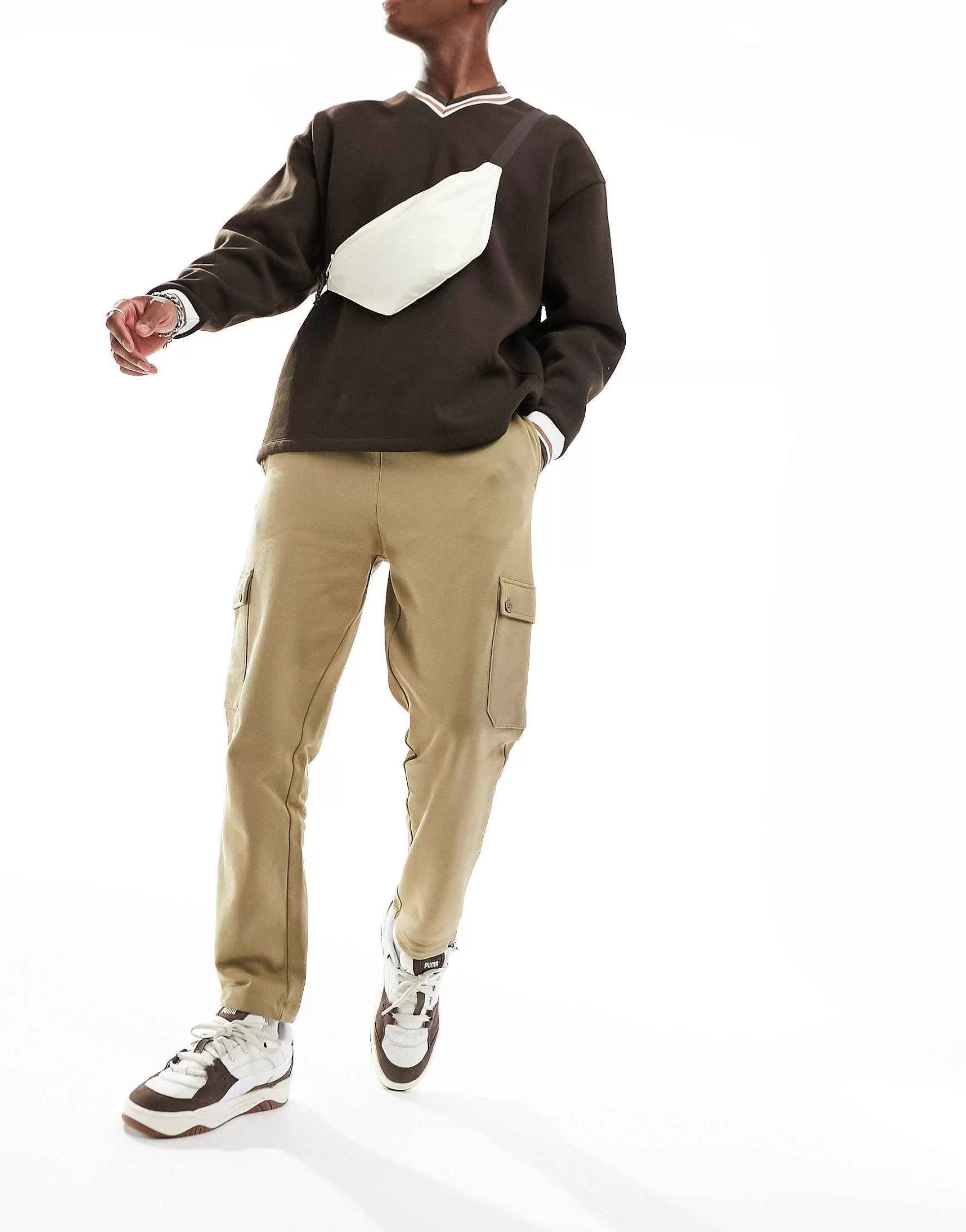 Men DESIGN Tapered Cargo Joggers With Toggle In Beige
