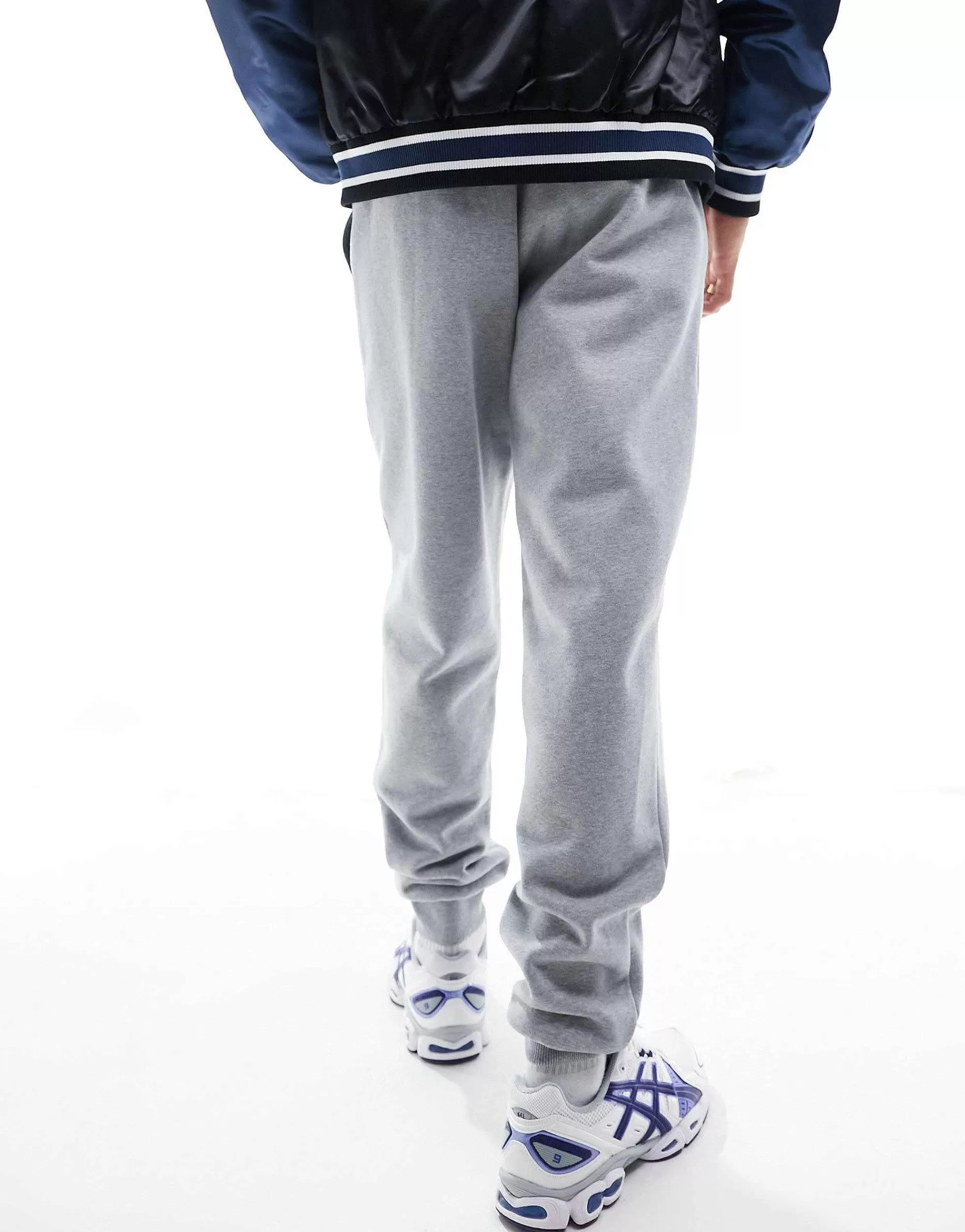 Men DESIGN Tapered Heavyweight Joggers In Grey