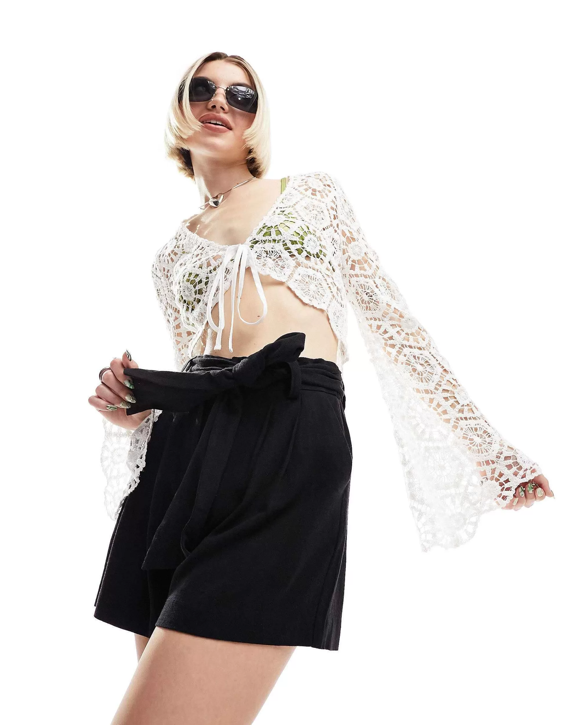 Women DESIGN Tie Waist Short With Linen In