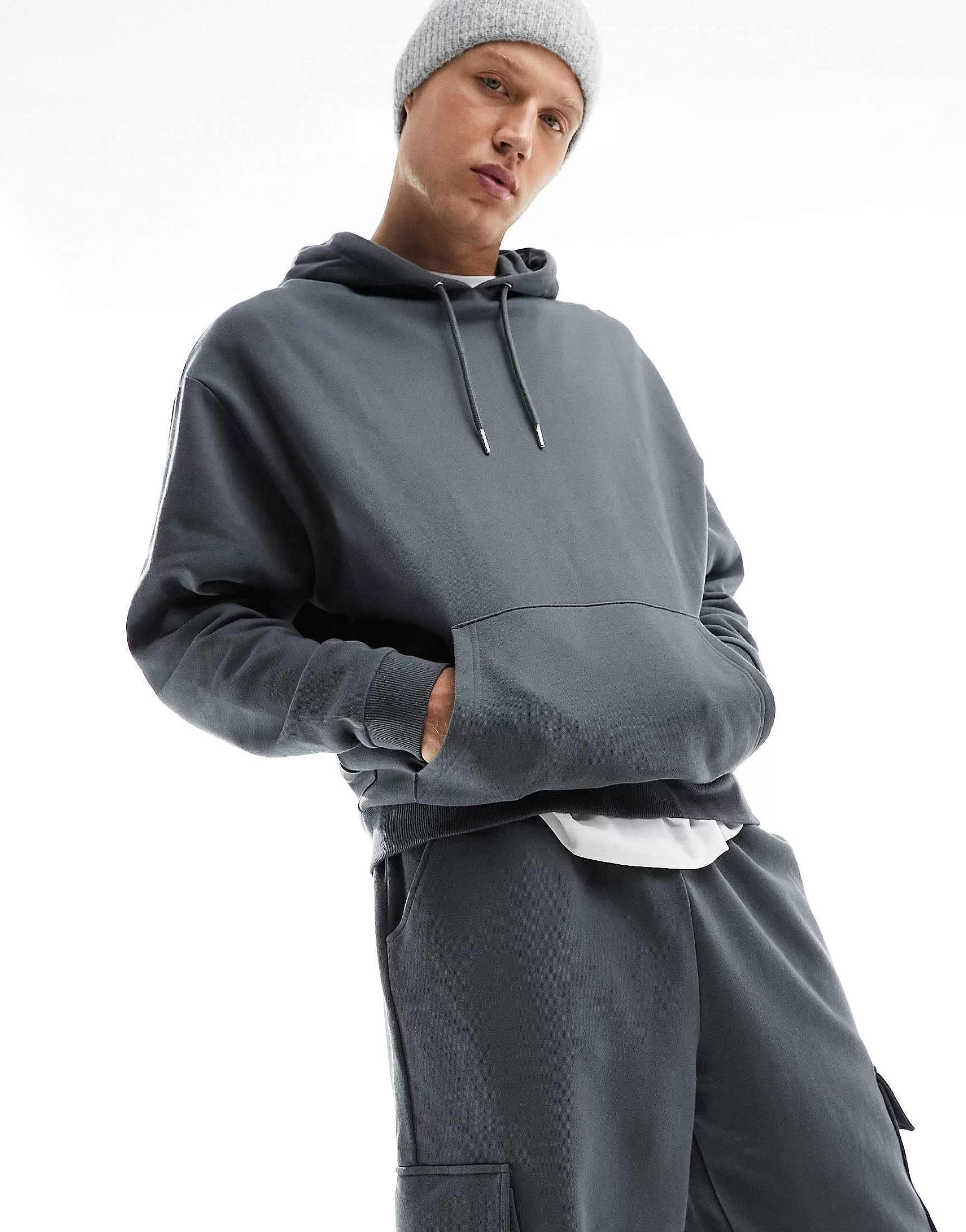 Men DESIGN Tracksuit With Oversized Hoodie And Relaxed Joggers In Charcoal