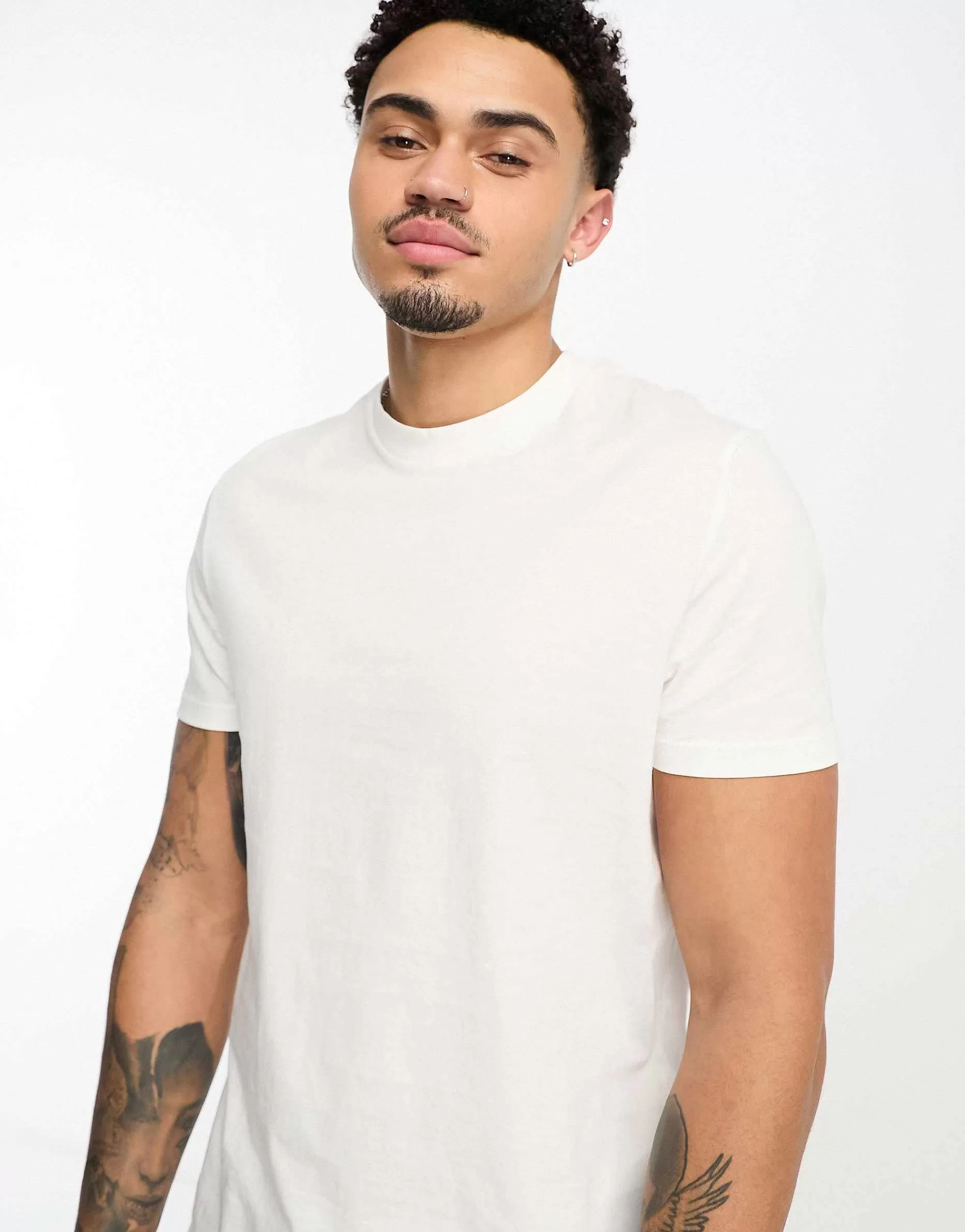 Men DESIGN T-Shirt With Crew Neck In