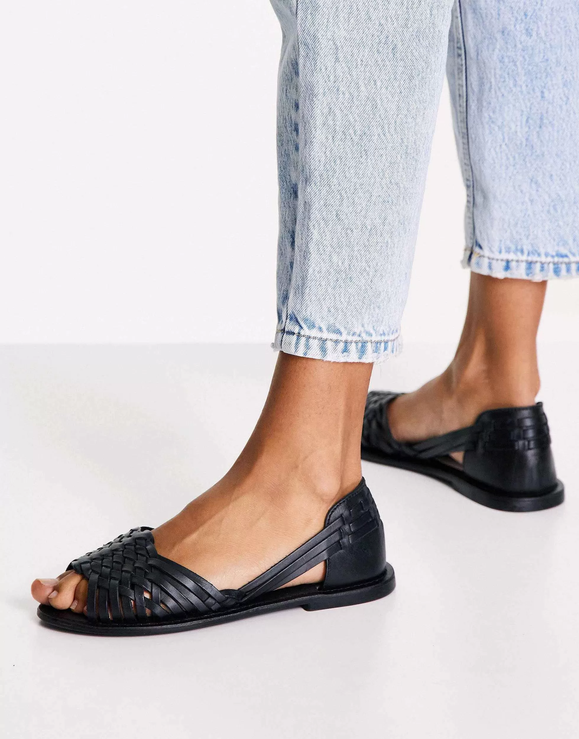 Women DESIGN Wide Fit Francis Leather Woven Flat Sandals In