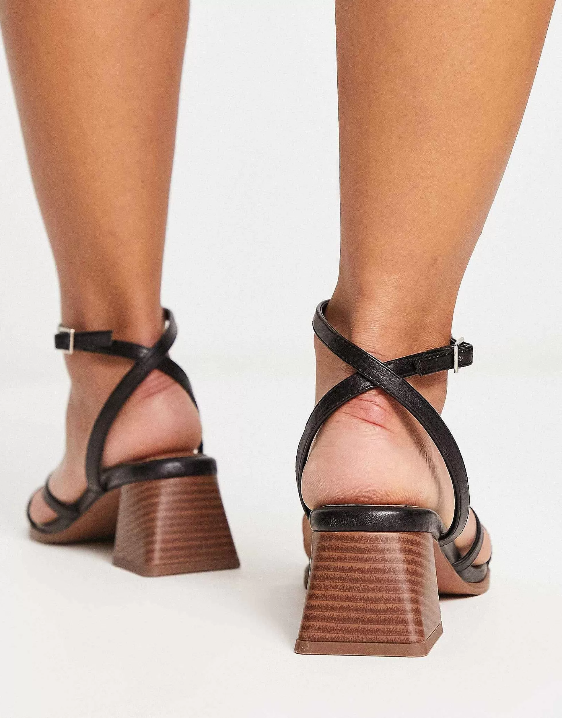 Women DESIGN Wide Fit Hastings Mid Block Heeled Sandals In