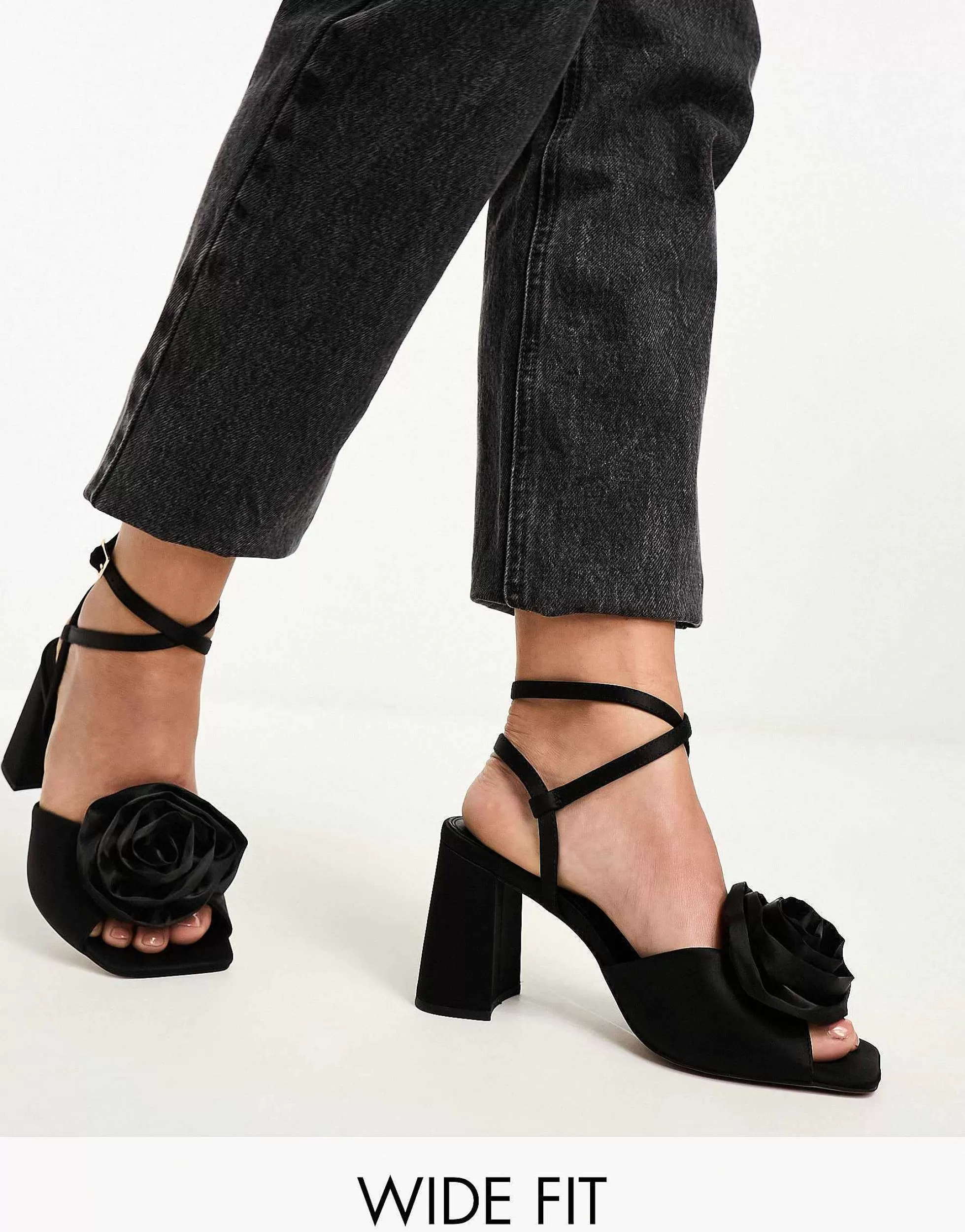 Women DESIGN Wide Fit Heather Corsage Mid Heeled Sandals In Black