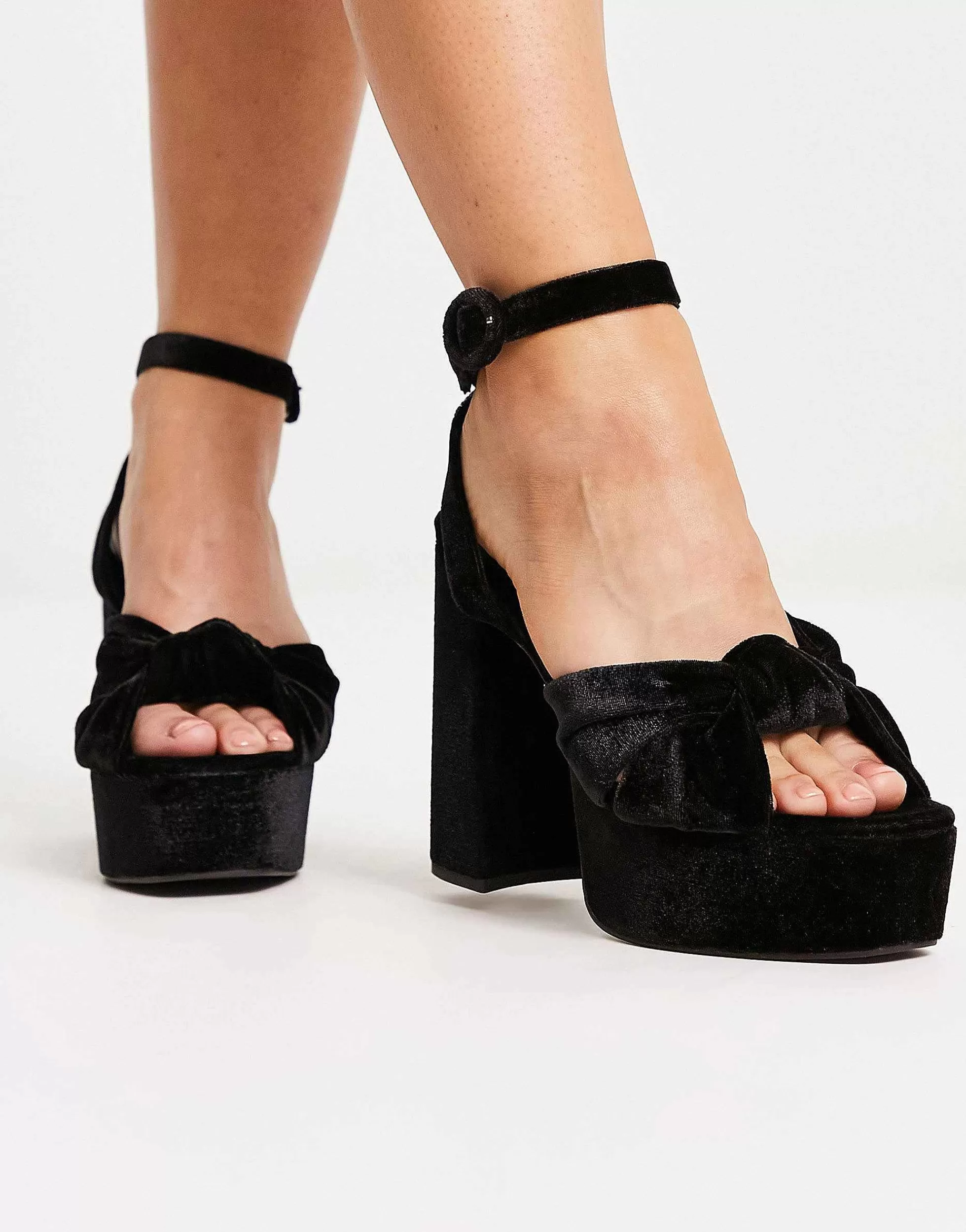 Women DESIGN Wide Fit Natia Knotted Platform Heeled Sandals In Black