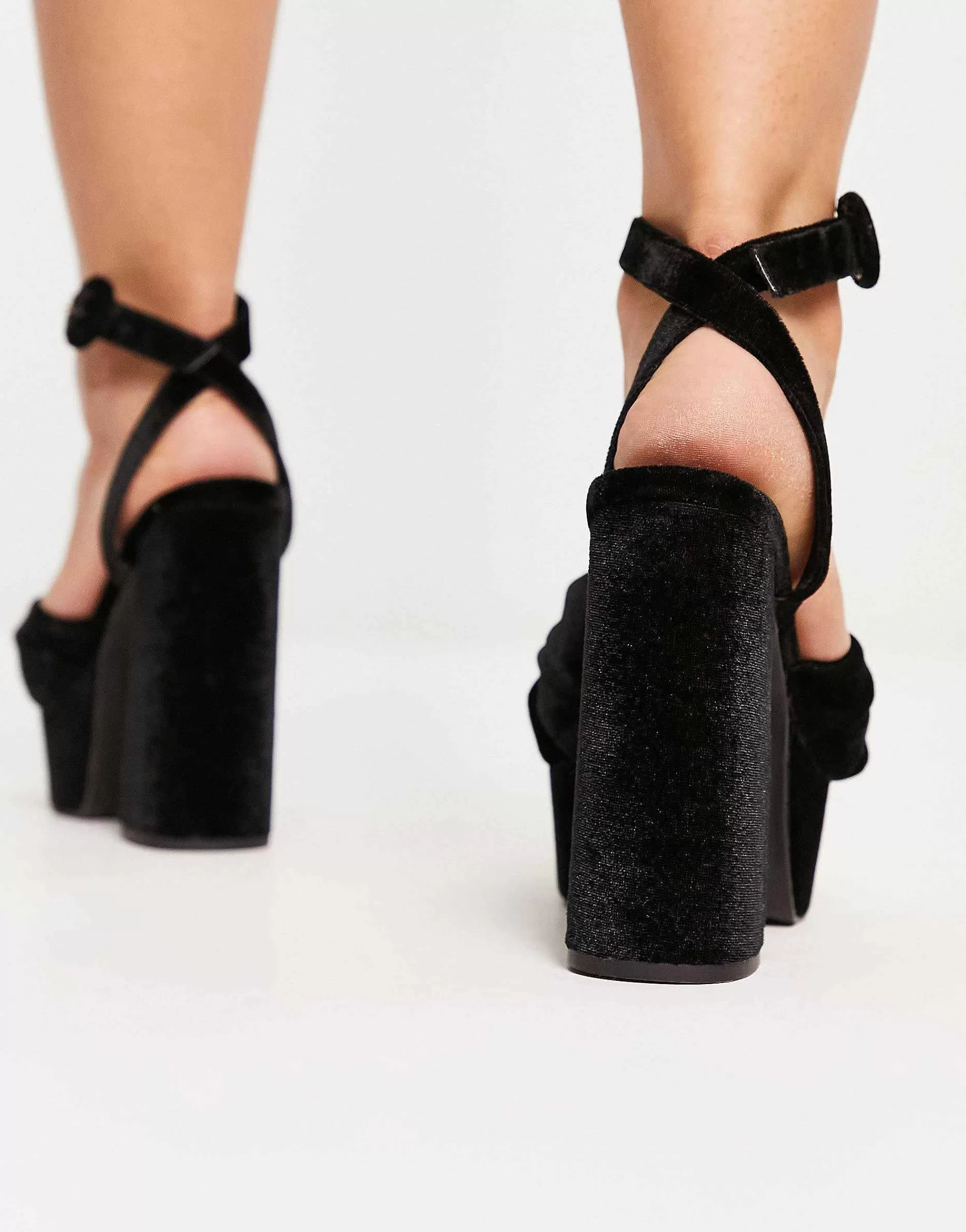 Women DESIGN Wide Fit Natia Knotted Platform Heeled Sandals In Black