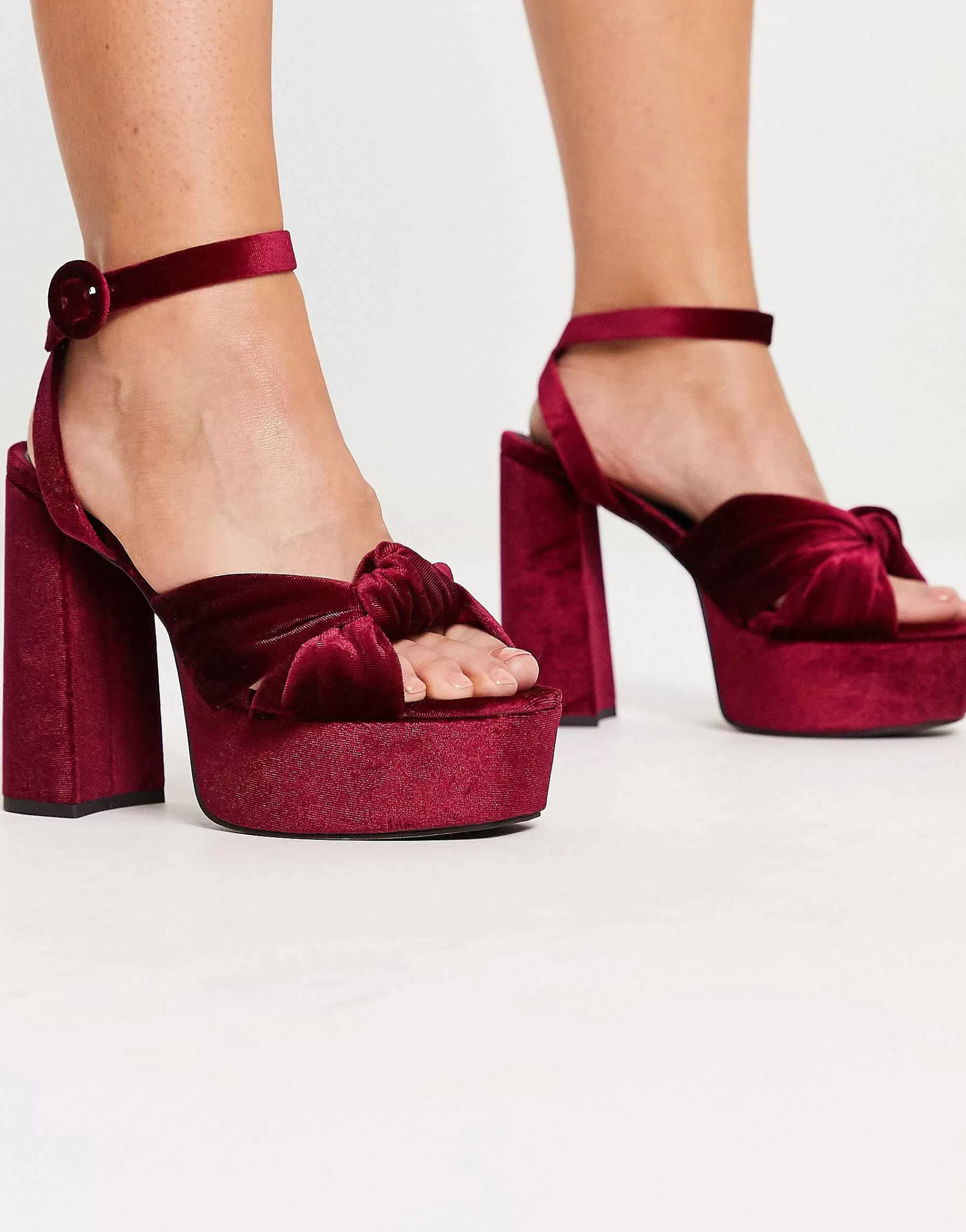 Women DESIGN Wide Fit Natia Knotted Platform Heeled Sandals In Burgundy