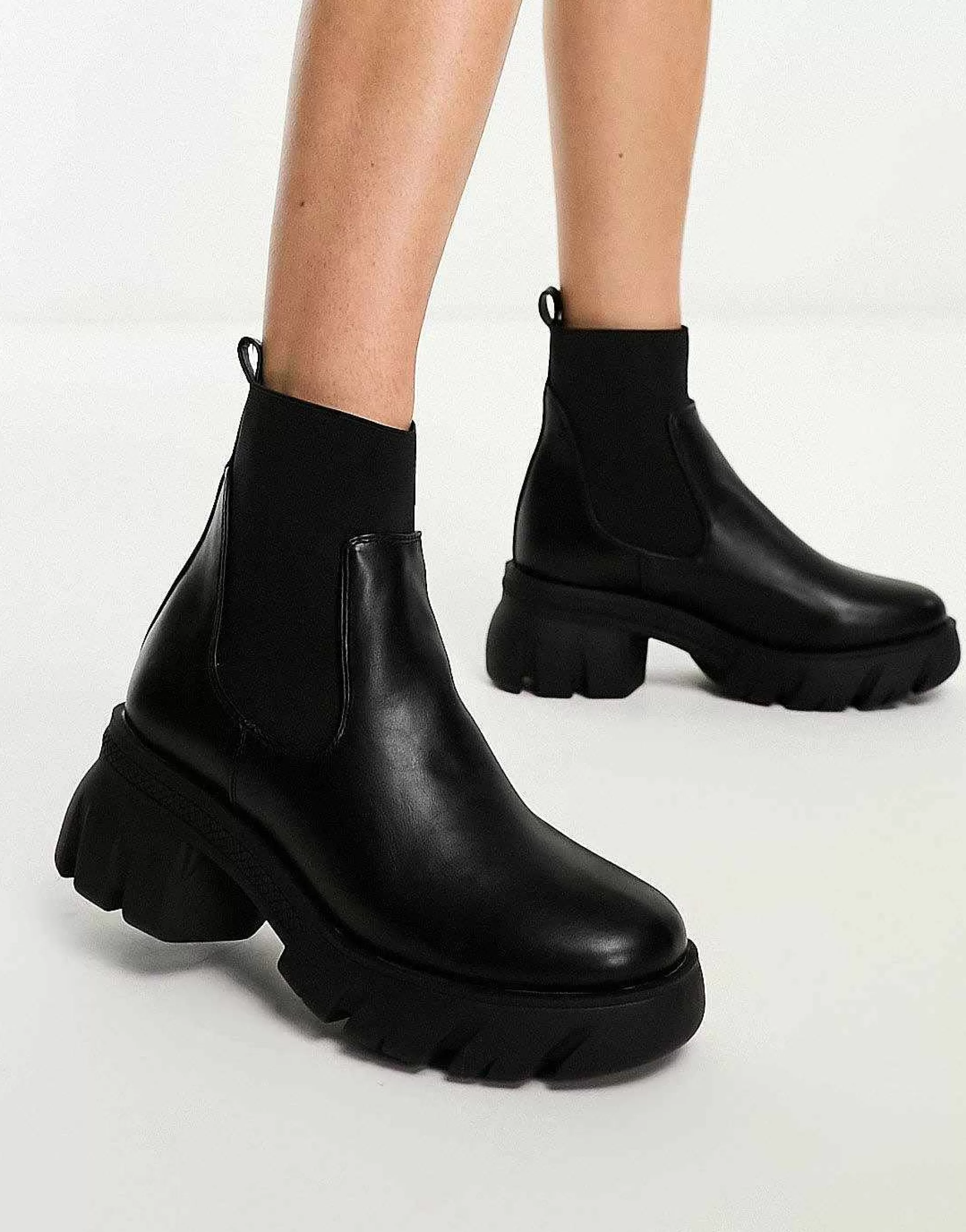 Women DESIGN Wide Fit Reed Chunky Chelsea Boots In