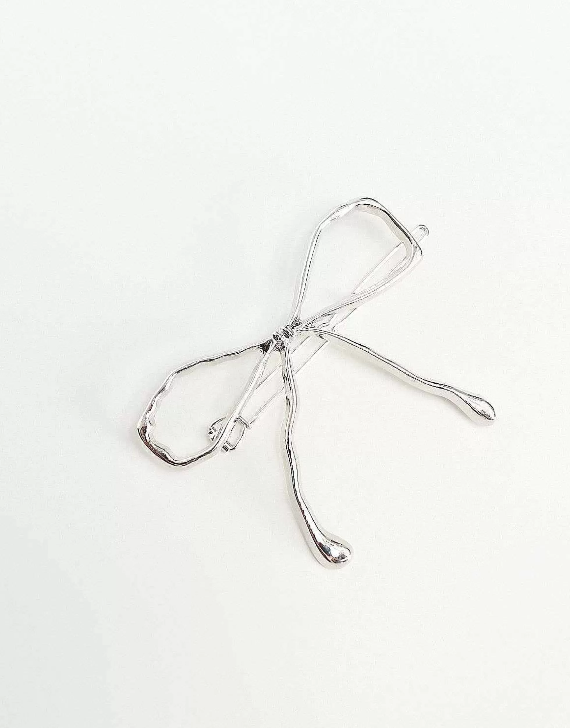 Women DesignB London Molten Bow Detail Hair Clip In