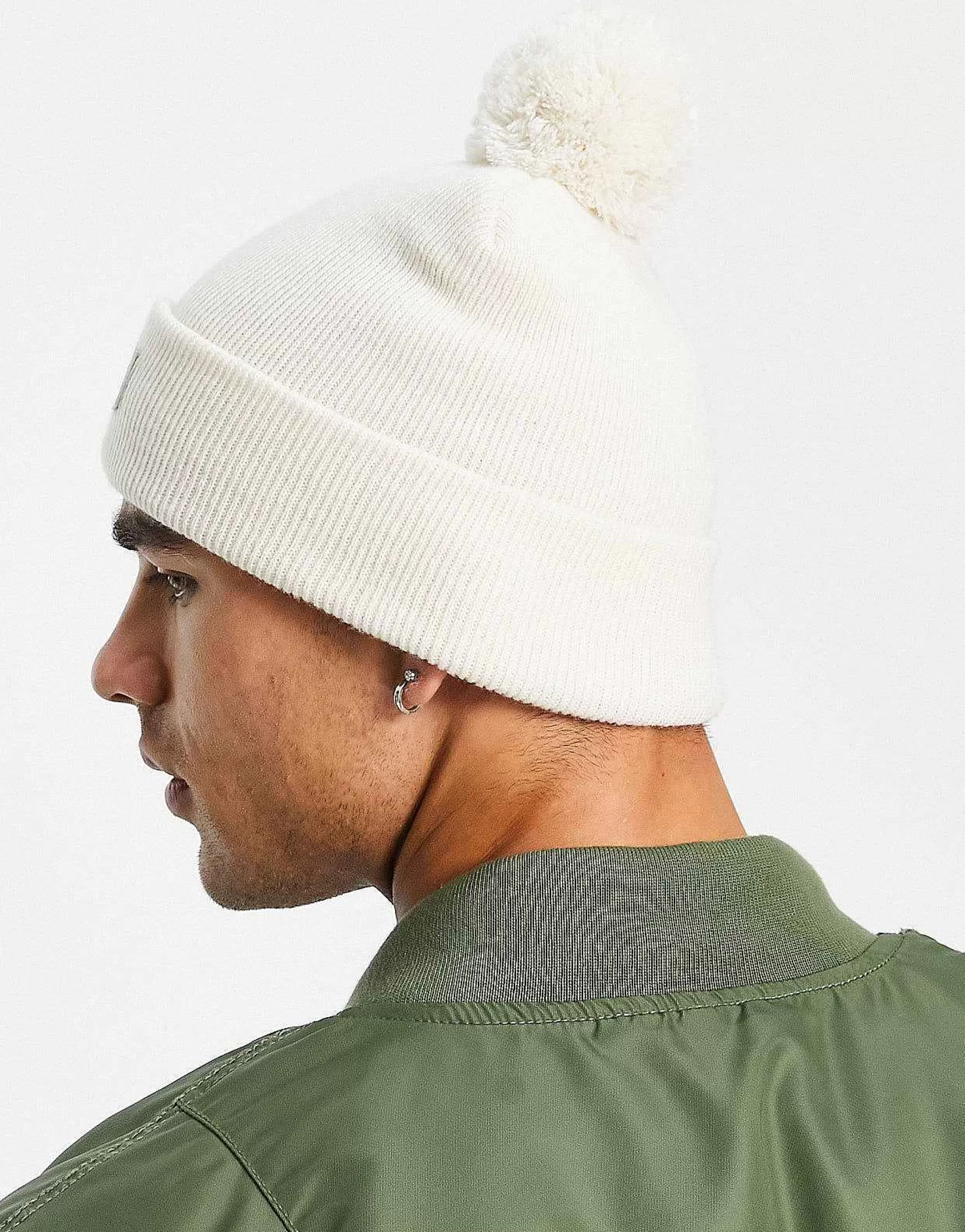 Women Dickies Gibsland Bobble Beanie In
