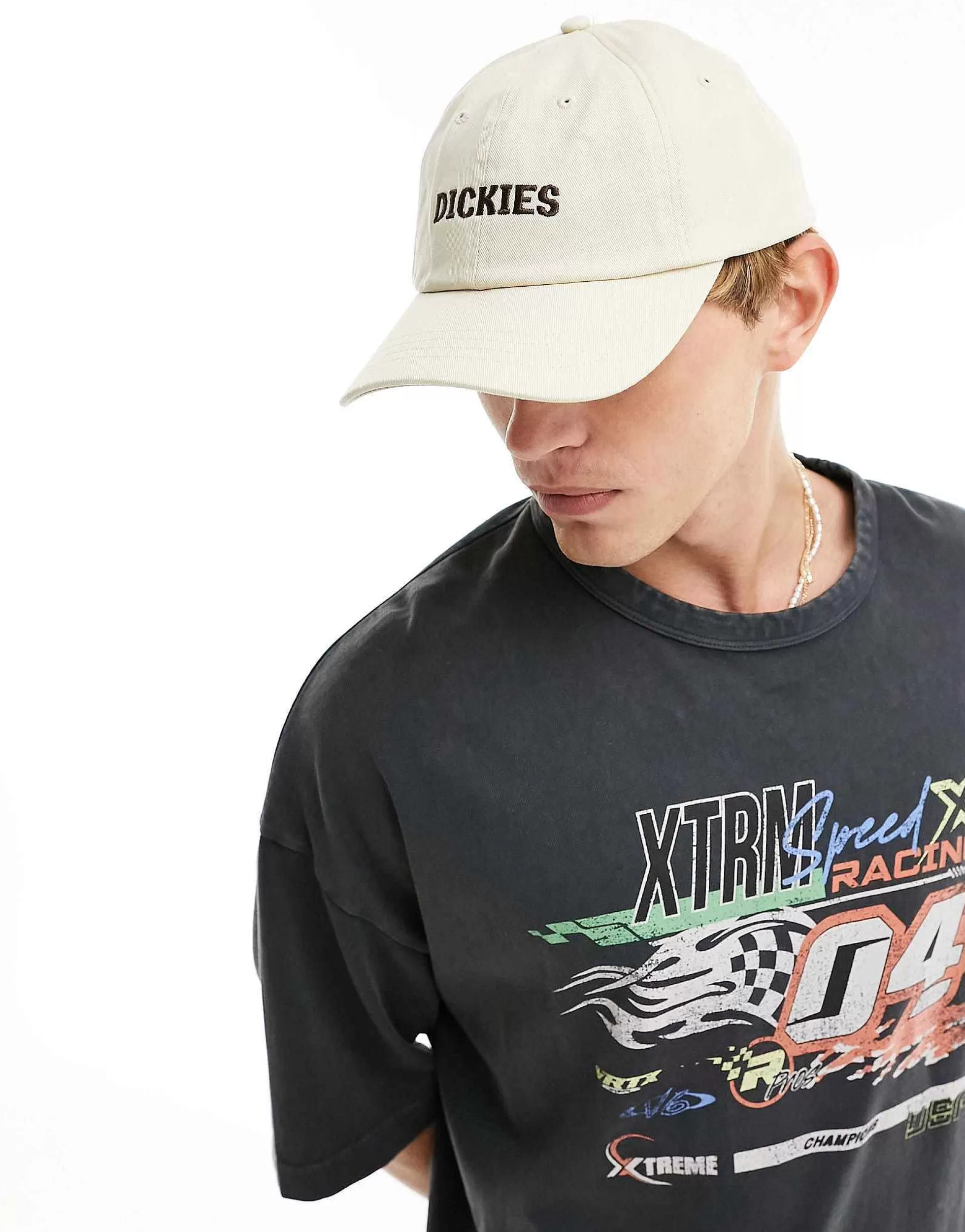 Men Dickies Hays Cap In Beige