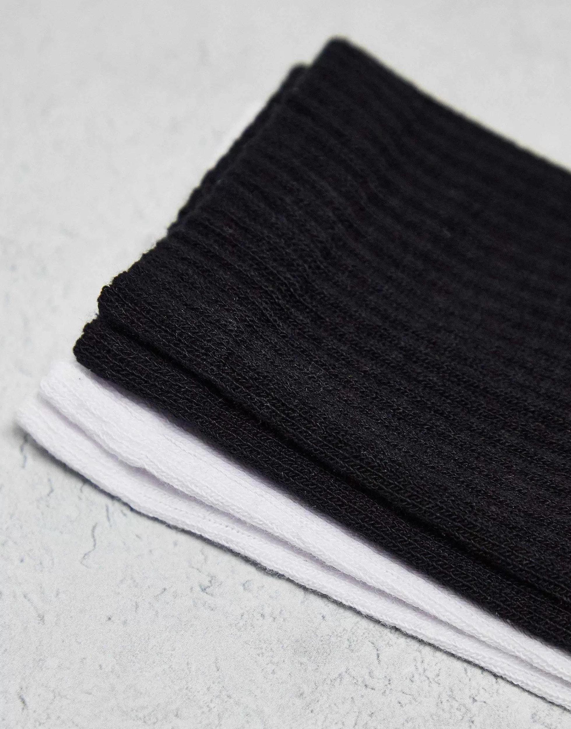 Women HIIT Crew Socks 2 Pack In Multi