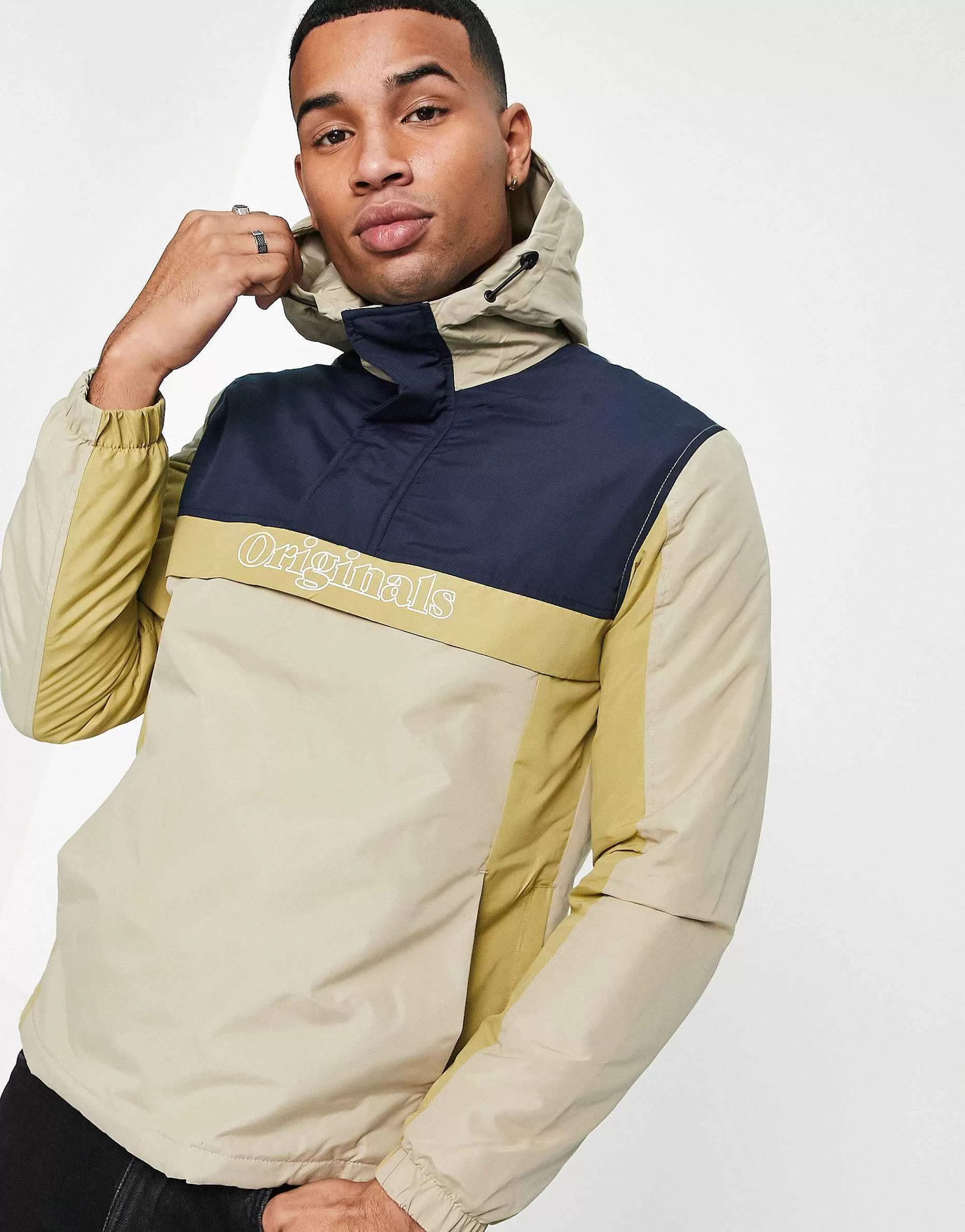 Men Jack & Jones Originals Overhead Colourblock Windbreaker In Beige & Grey