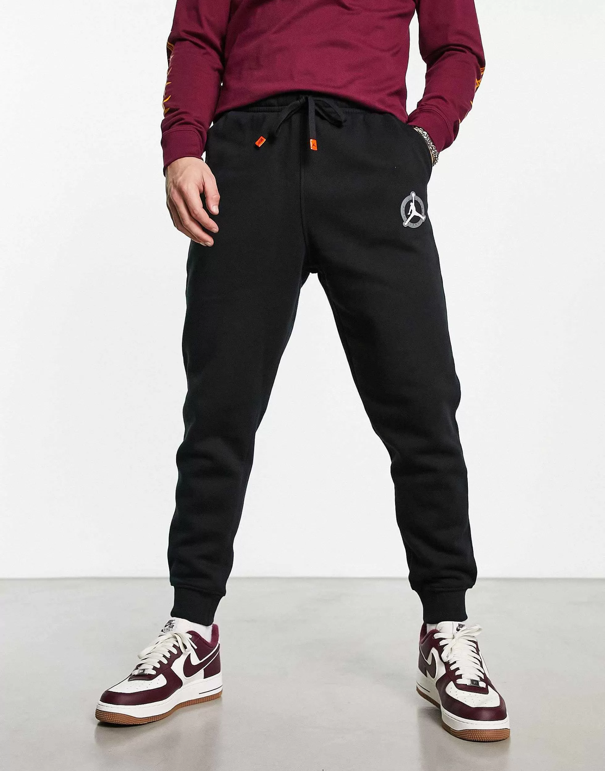 Men Jordan Logo Fleece Joggers In