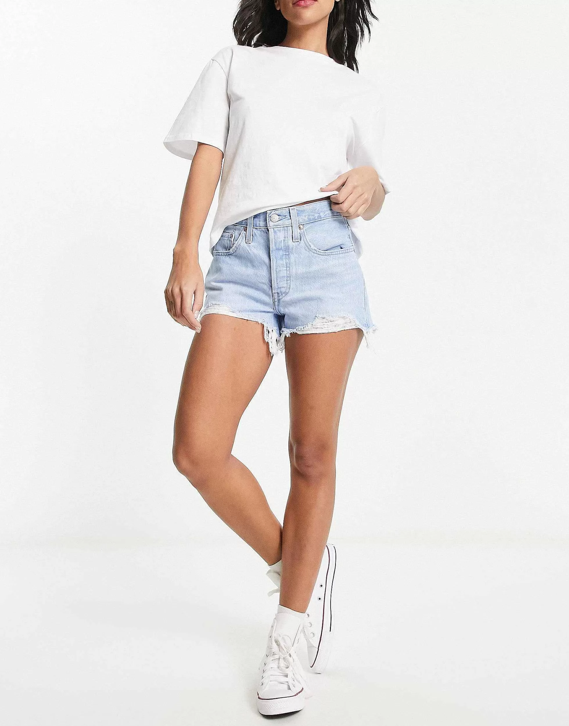 Women Levi's 501 Original Shorts In Light Wash