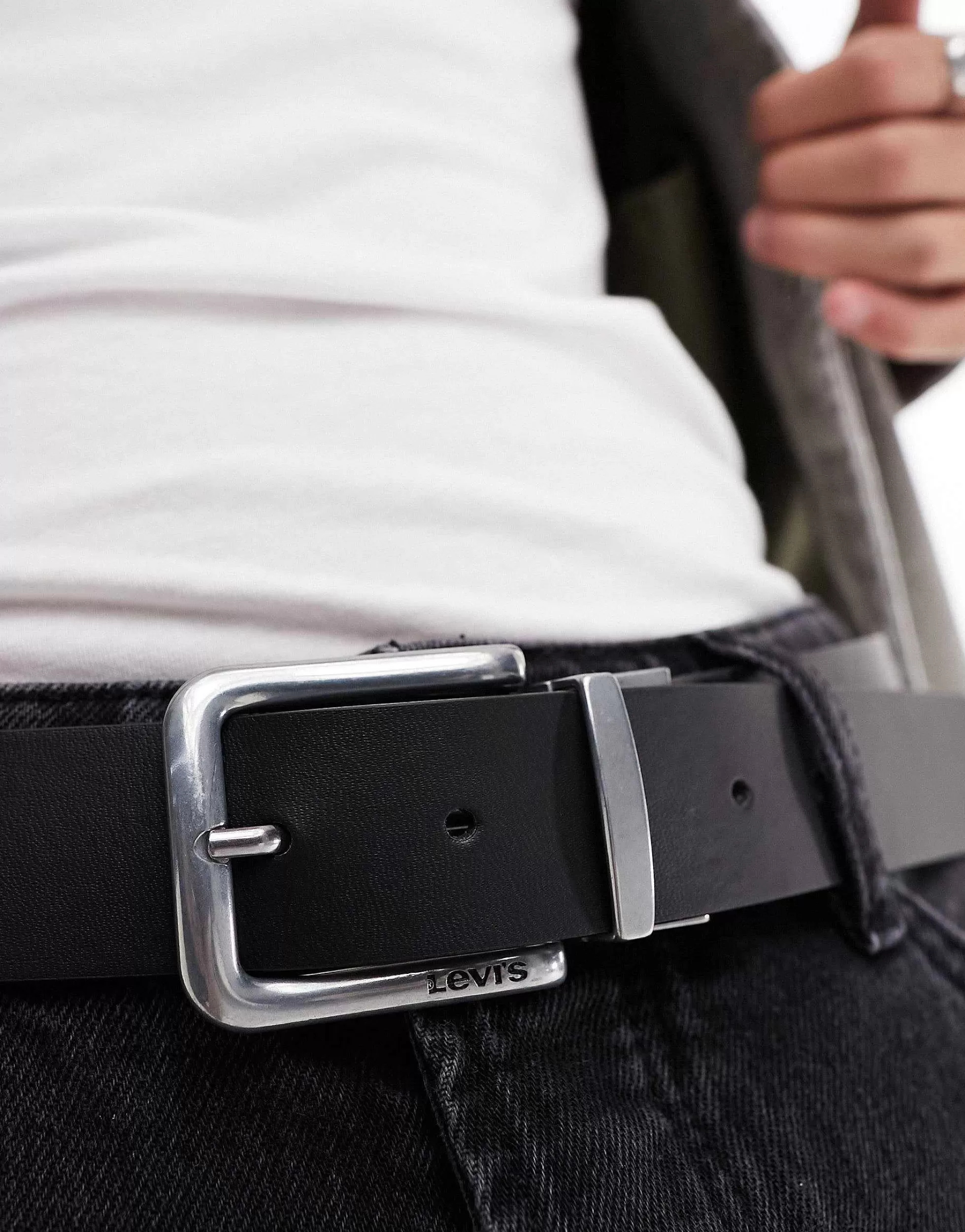 Men Levi's Reversible Leather Belt In Black/Tan