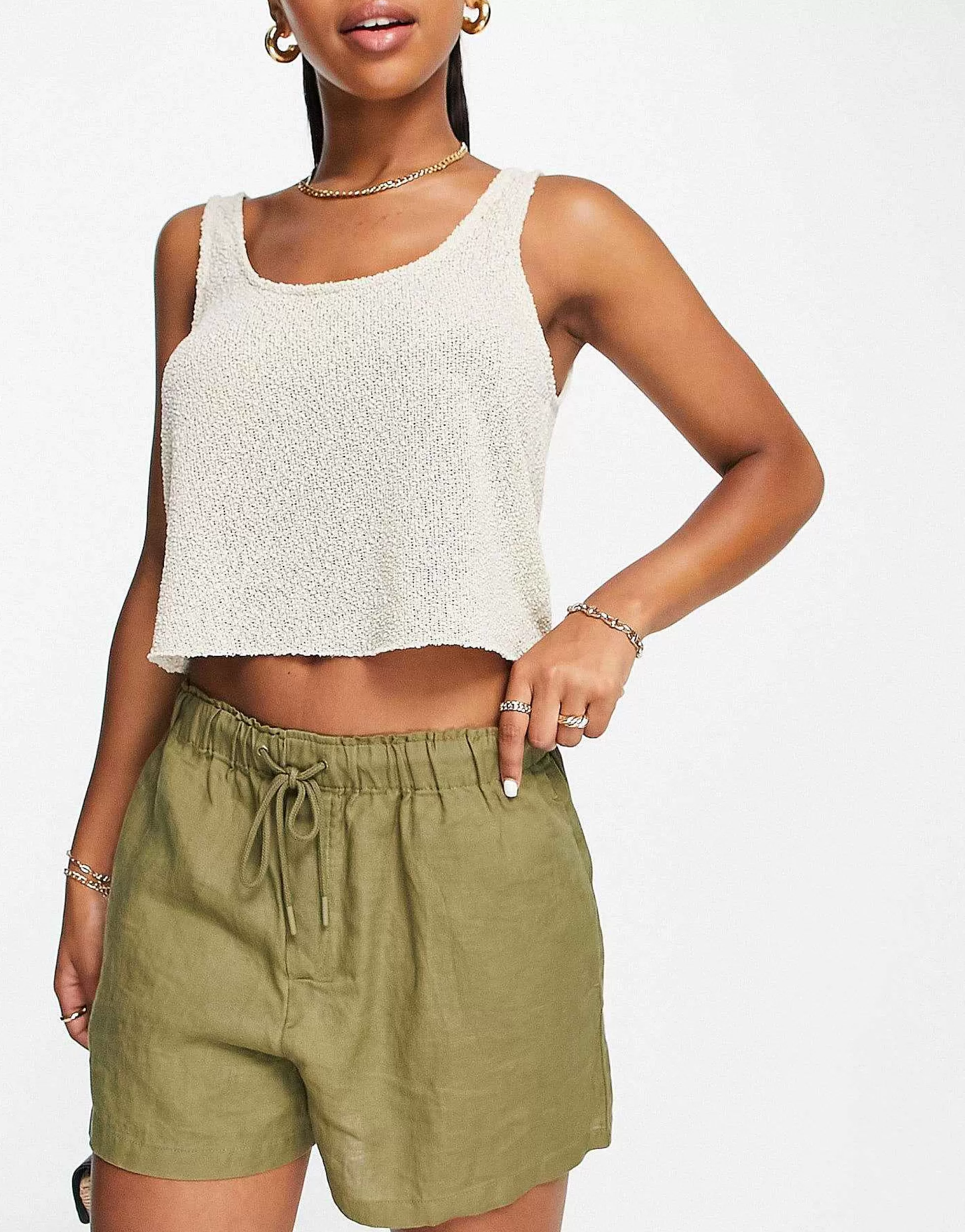 Women Mango Tie Up Detail Linen Shorts In