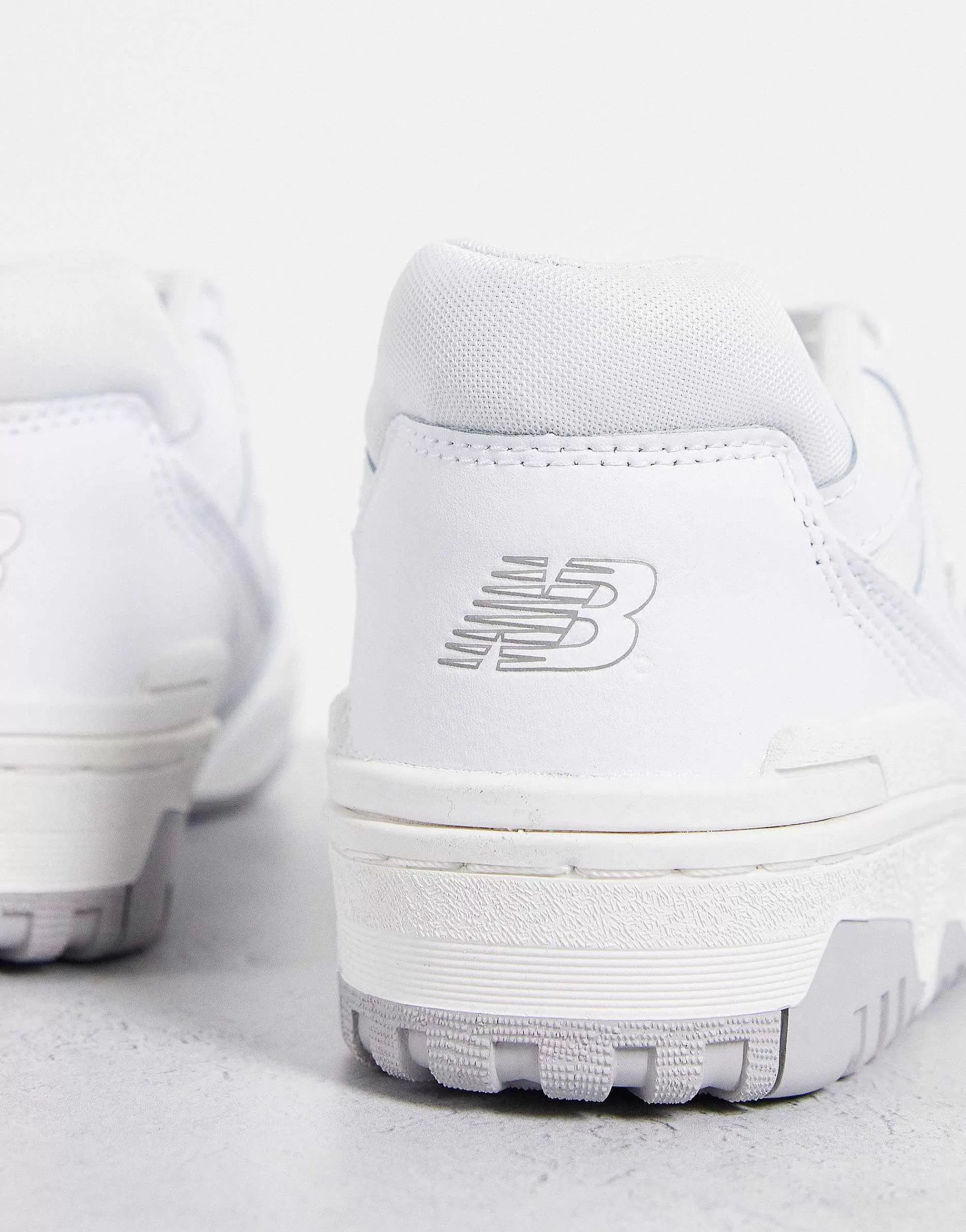 Women New Balance 550 Trainers In And Grey