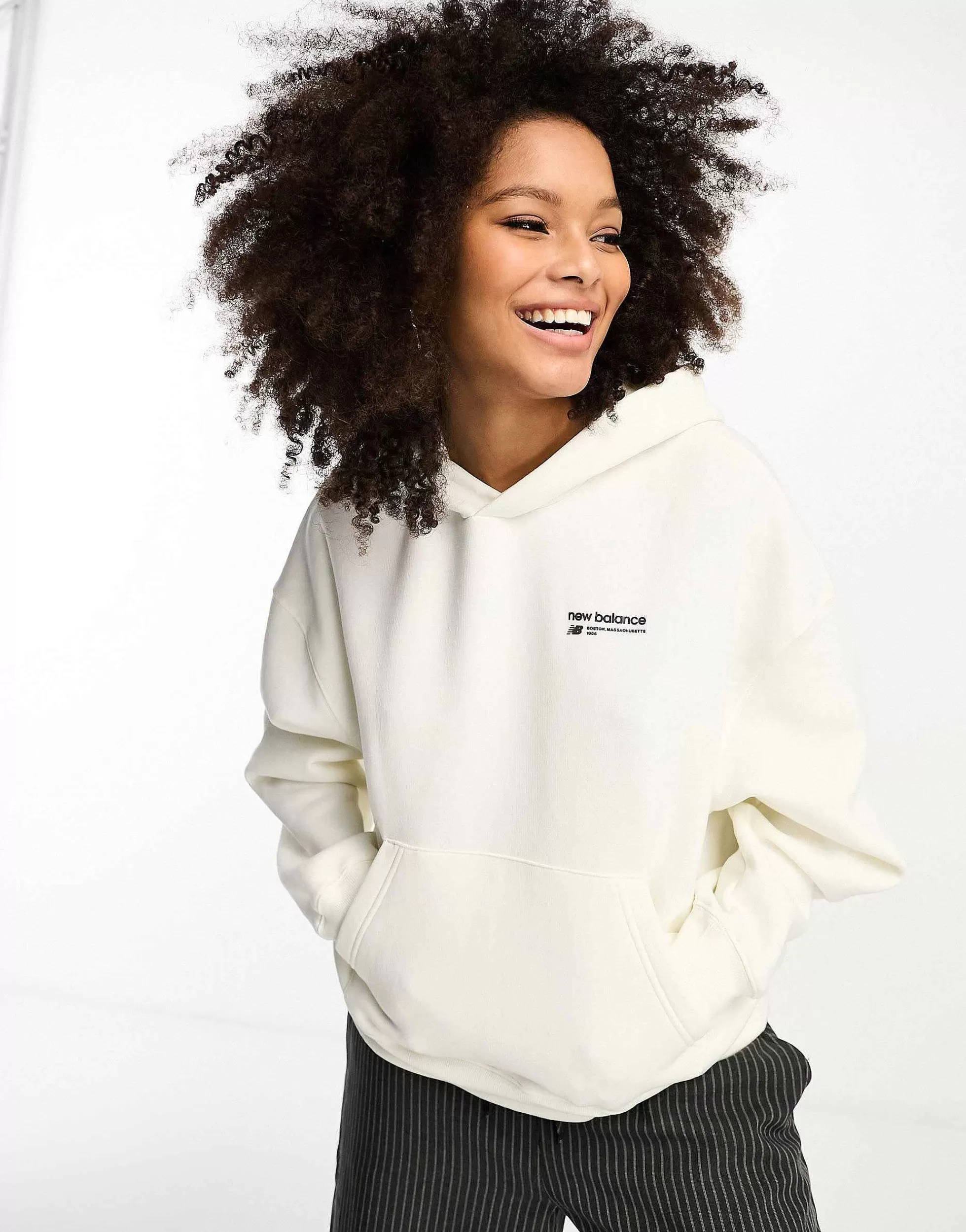 Women New Balance Linear Heritage Oversized Hoodie In Oatmeal
