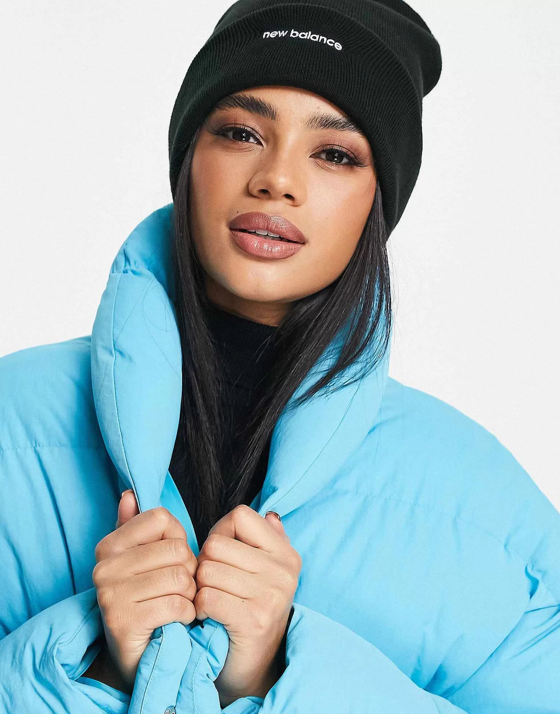 Women New Balance Linear Logo Beanie In