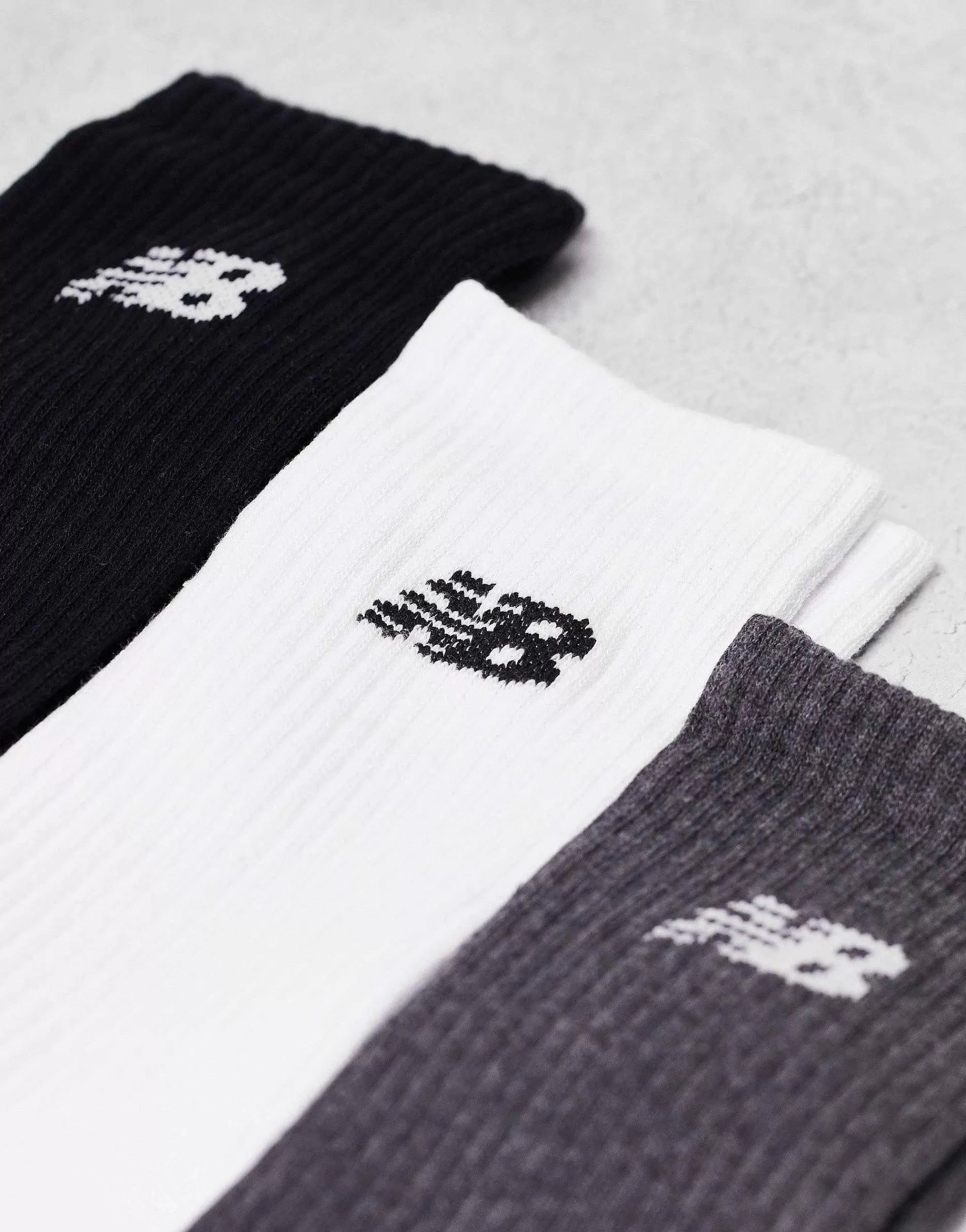 Men New Balance Logo Crew Socks 3 Pack In