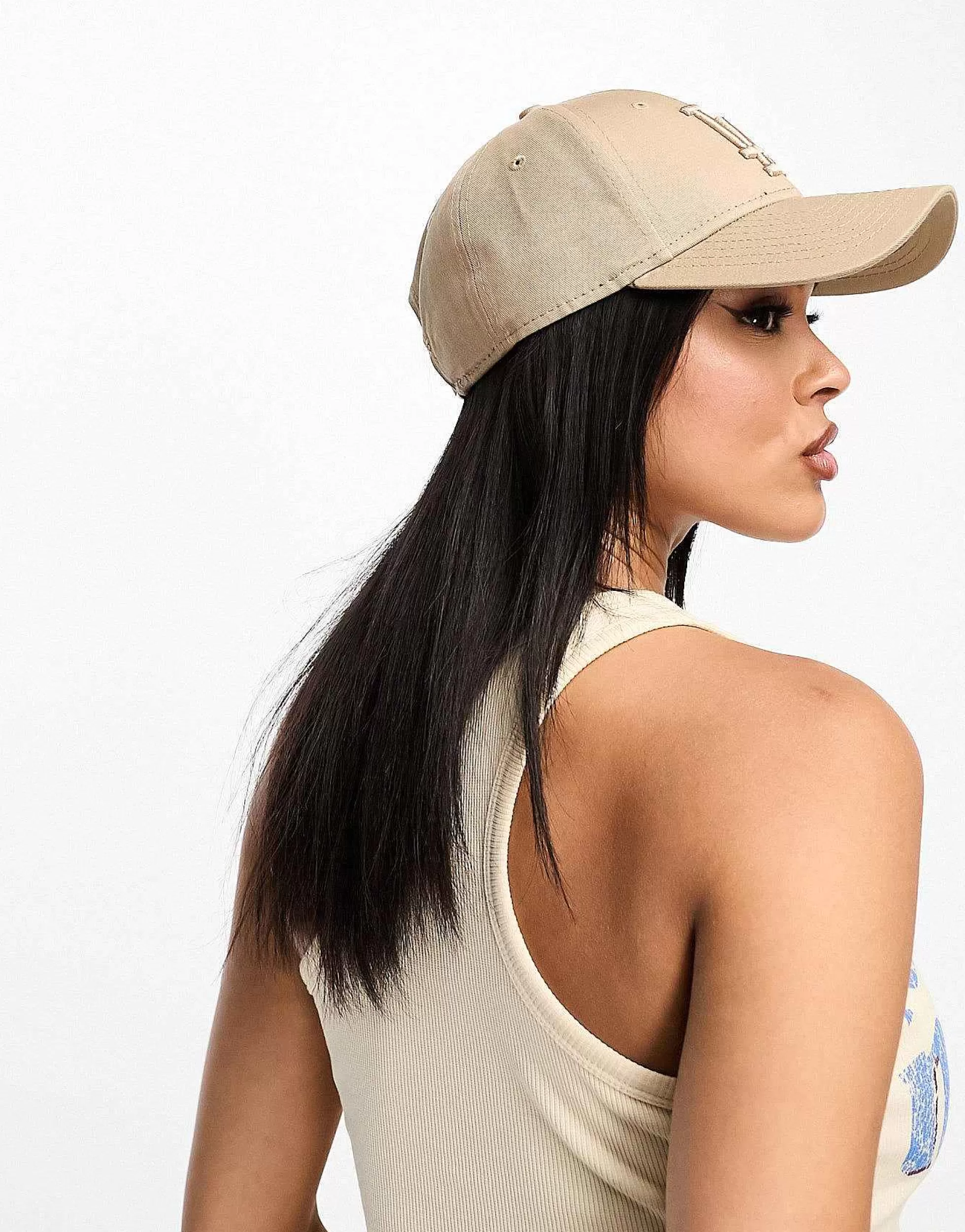 Women New Era 9Forty La Cap In Light