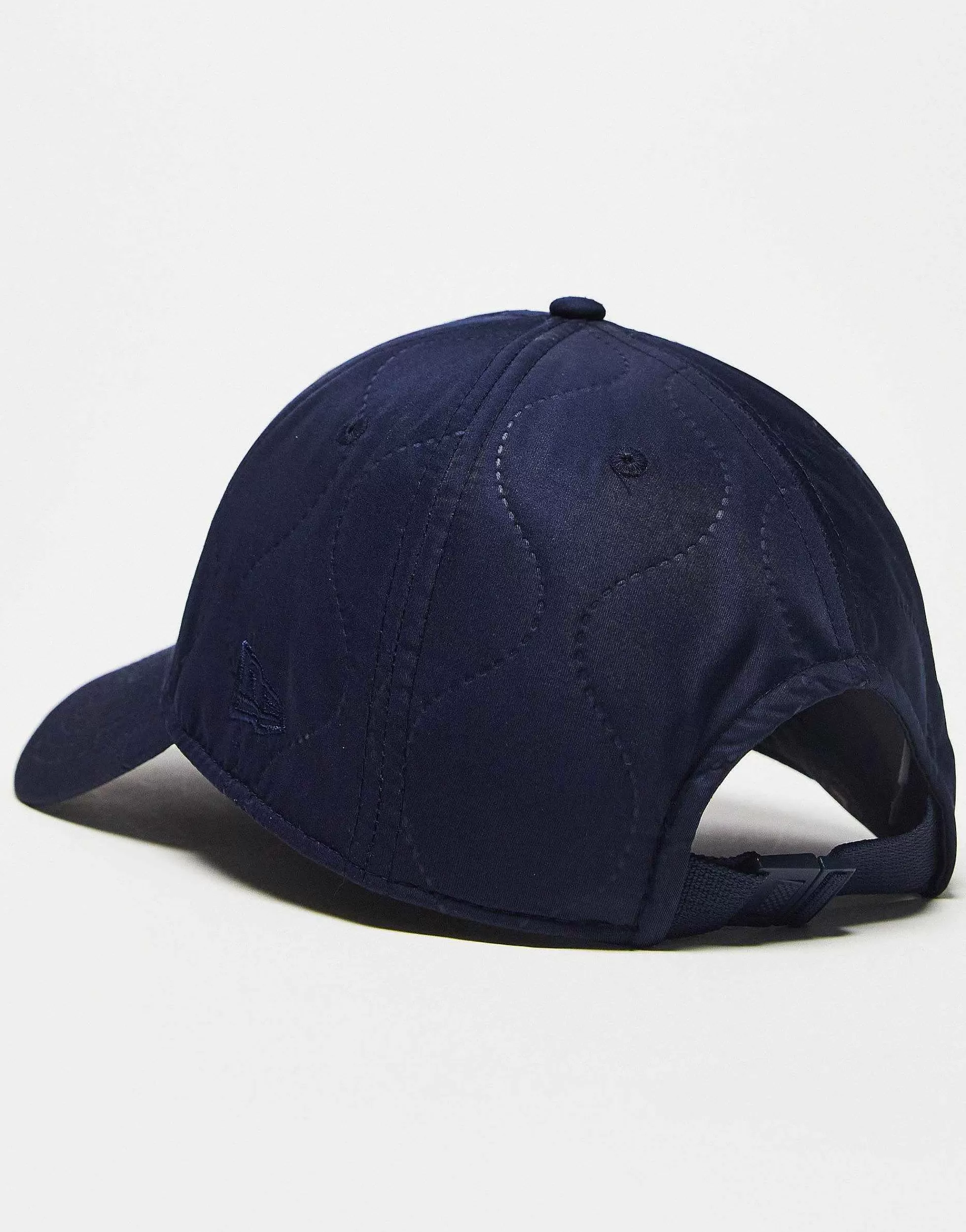 Women New Era 9Forty Ny Quilted Unisex Cap In
