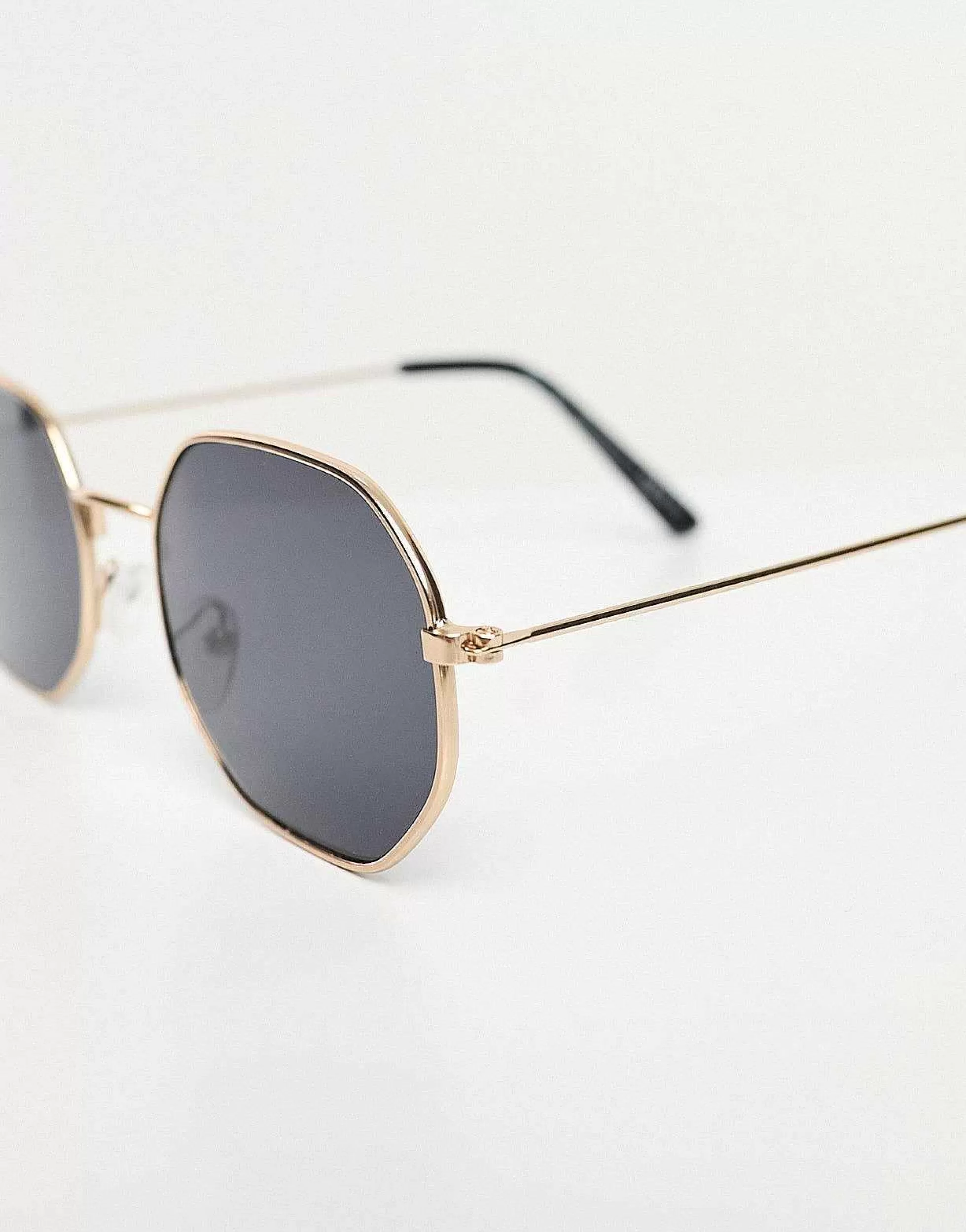Men New Look Metal Hexagonal Sunglasses In