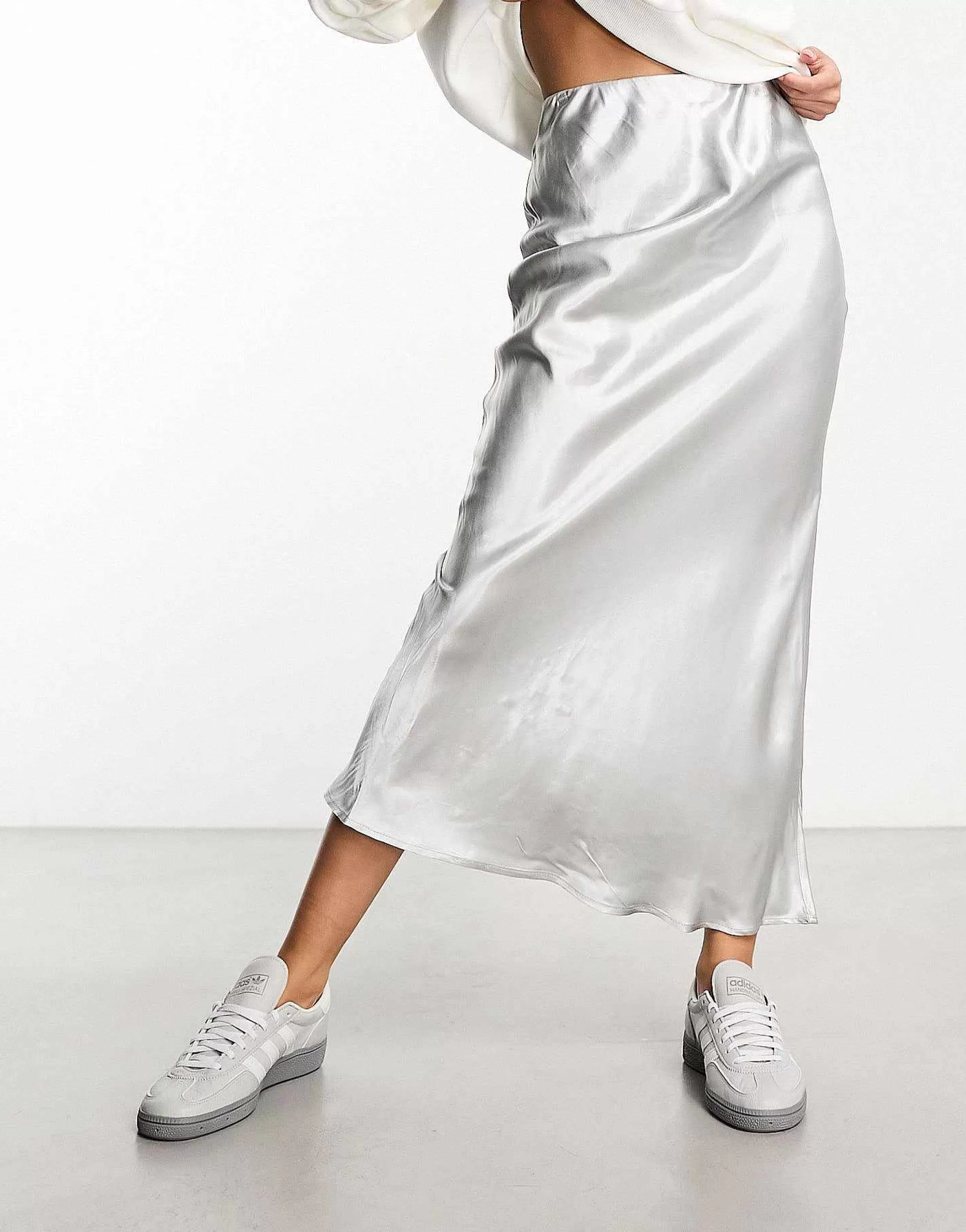 Women New Look Satin Maxi Skirt In
