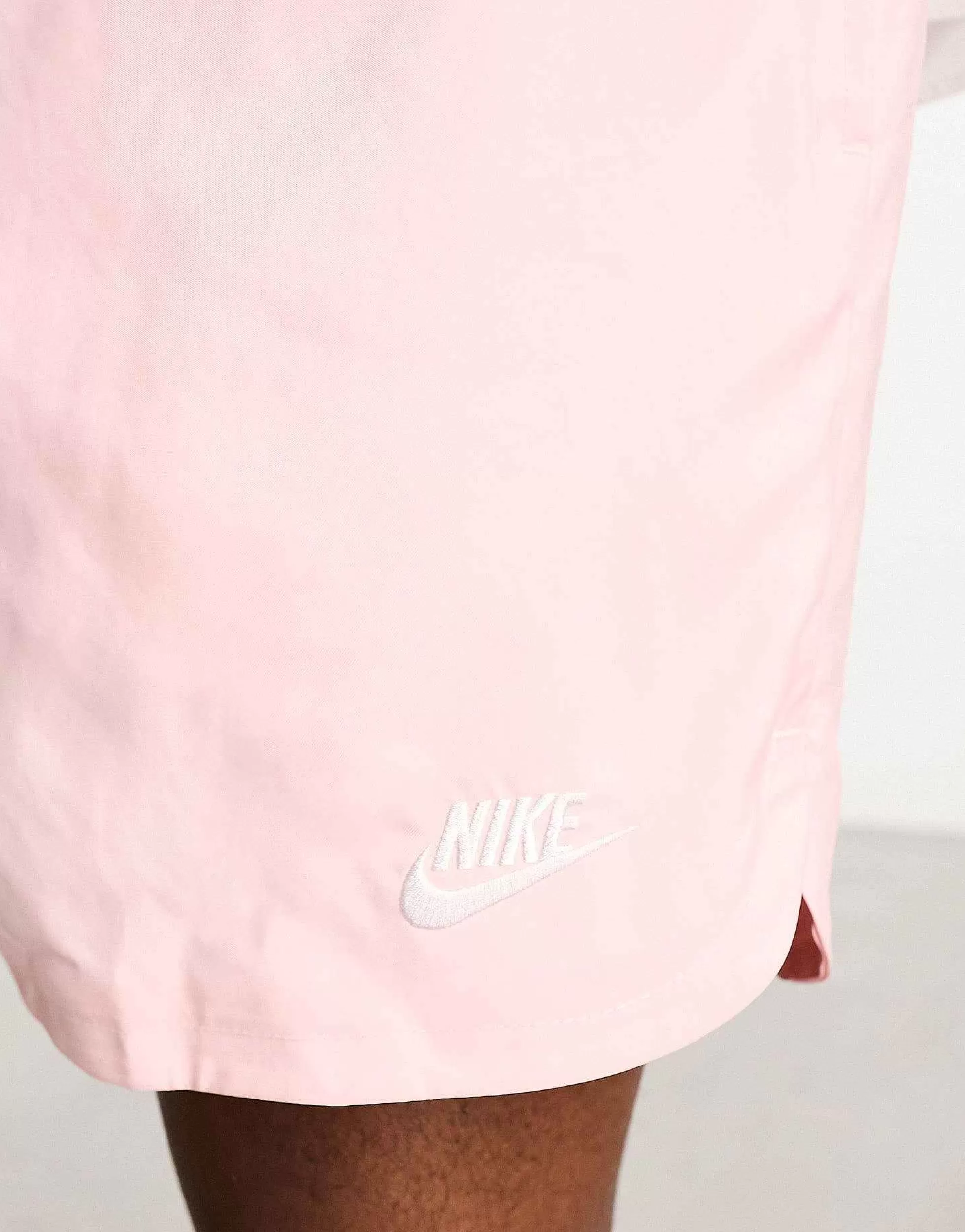 Men Nike Club Woven Shorts In