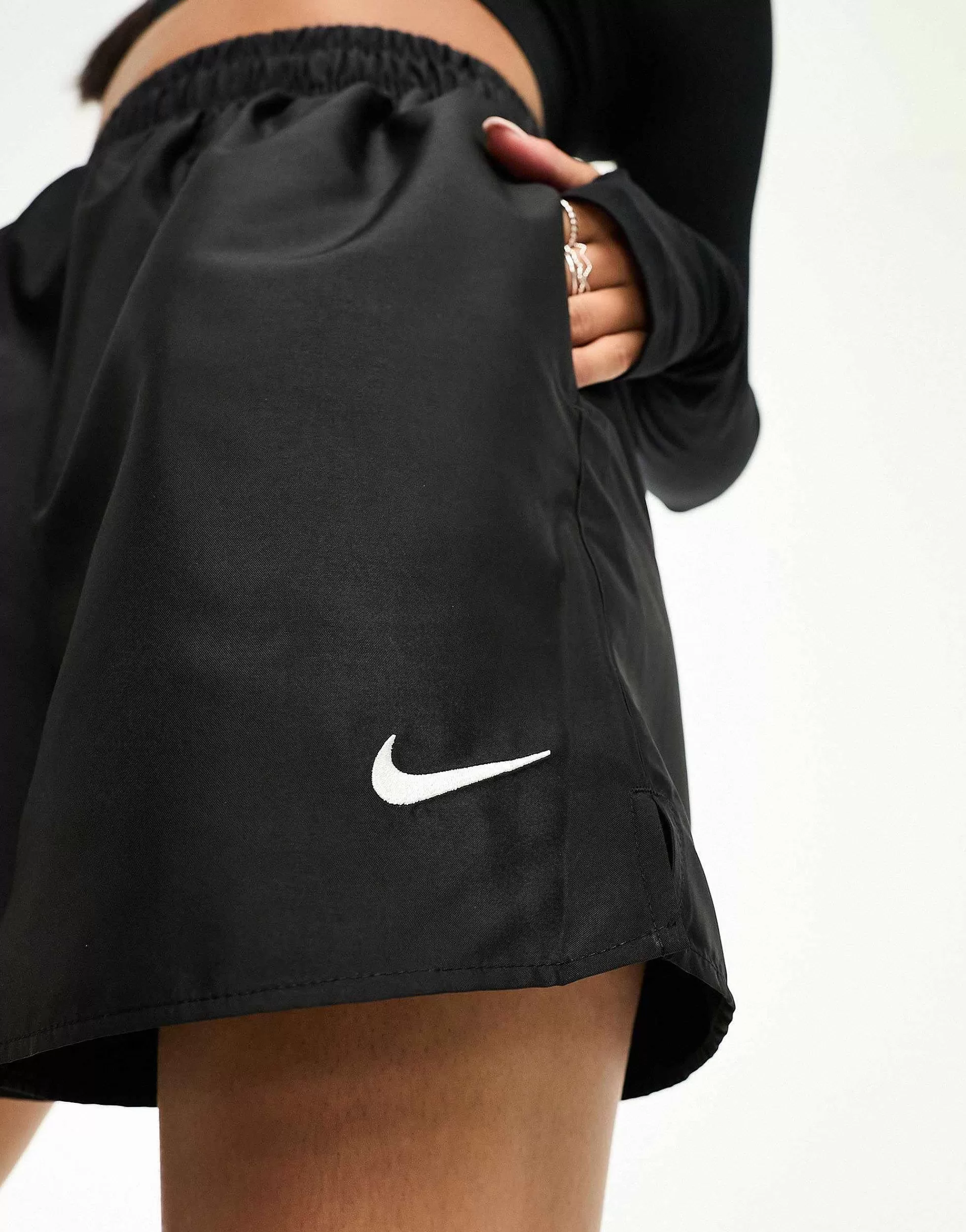 Women Nike Life Trend Woven Shorts In