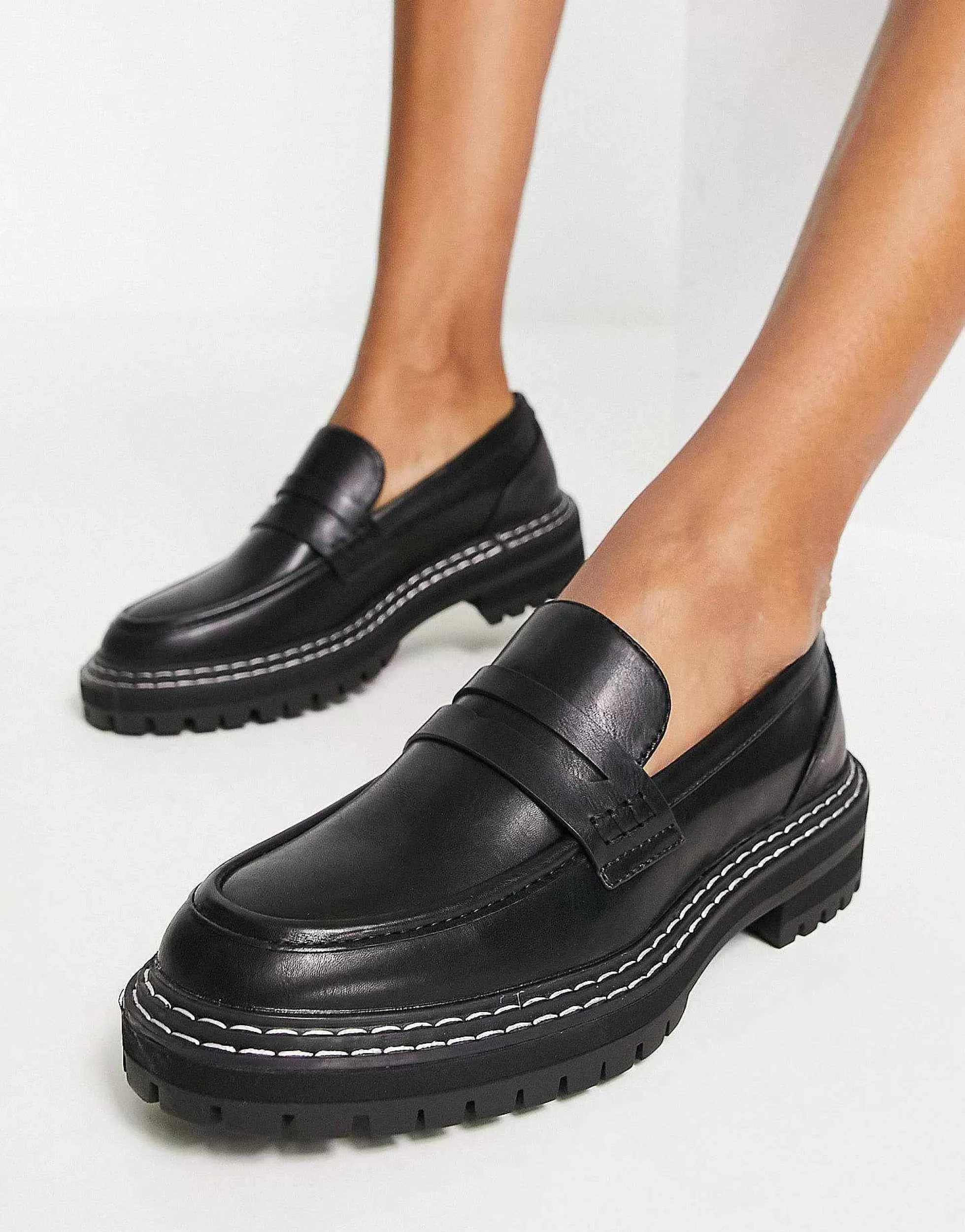 Women ONLY Loafer With Contrast Stitching In