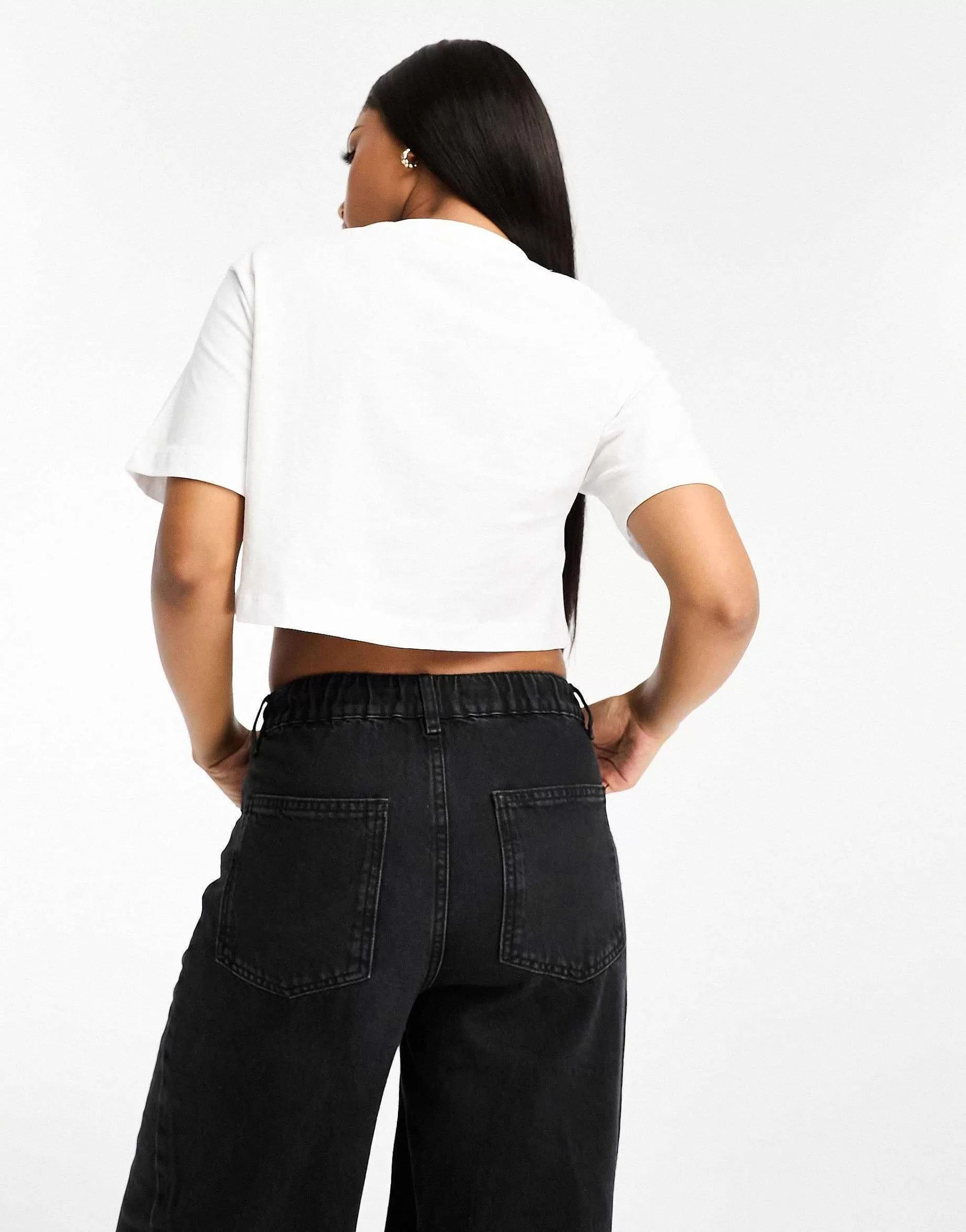 Women Pull&Bear 2 Pack Boxy Crop T-Shirt In White And