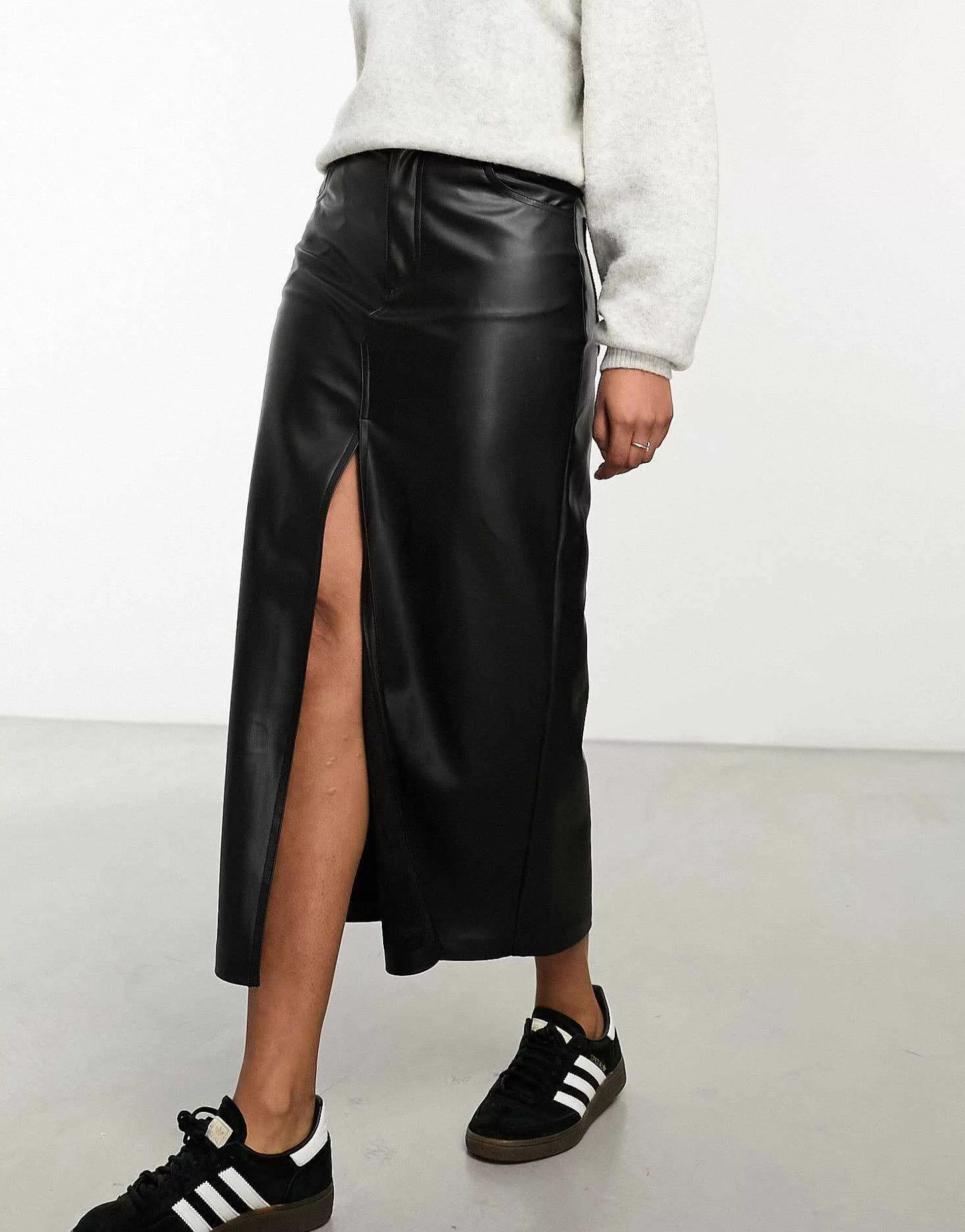 Women Pull&Bear Faux Leather Split Front Midi Skirt In