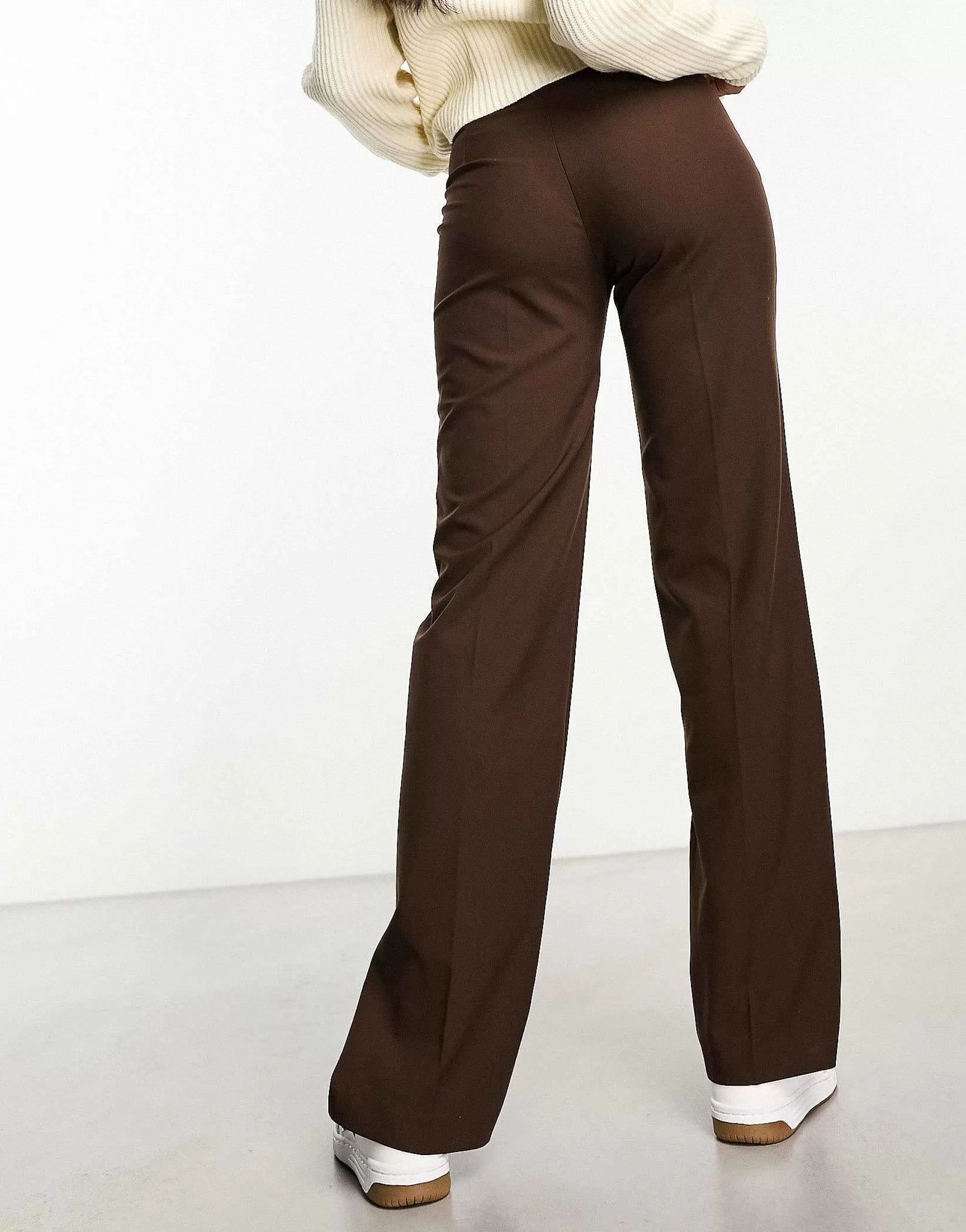 Women Pull&Bear High Waisted Tailored Straight Leg Trouser With Front Seam In Chocolate