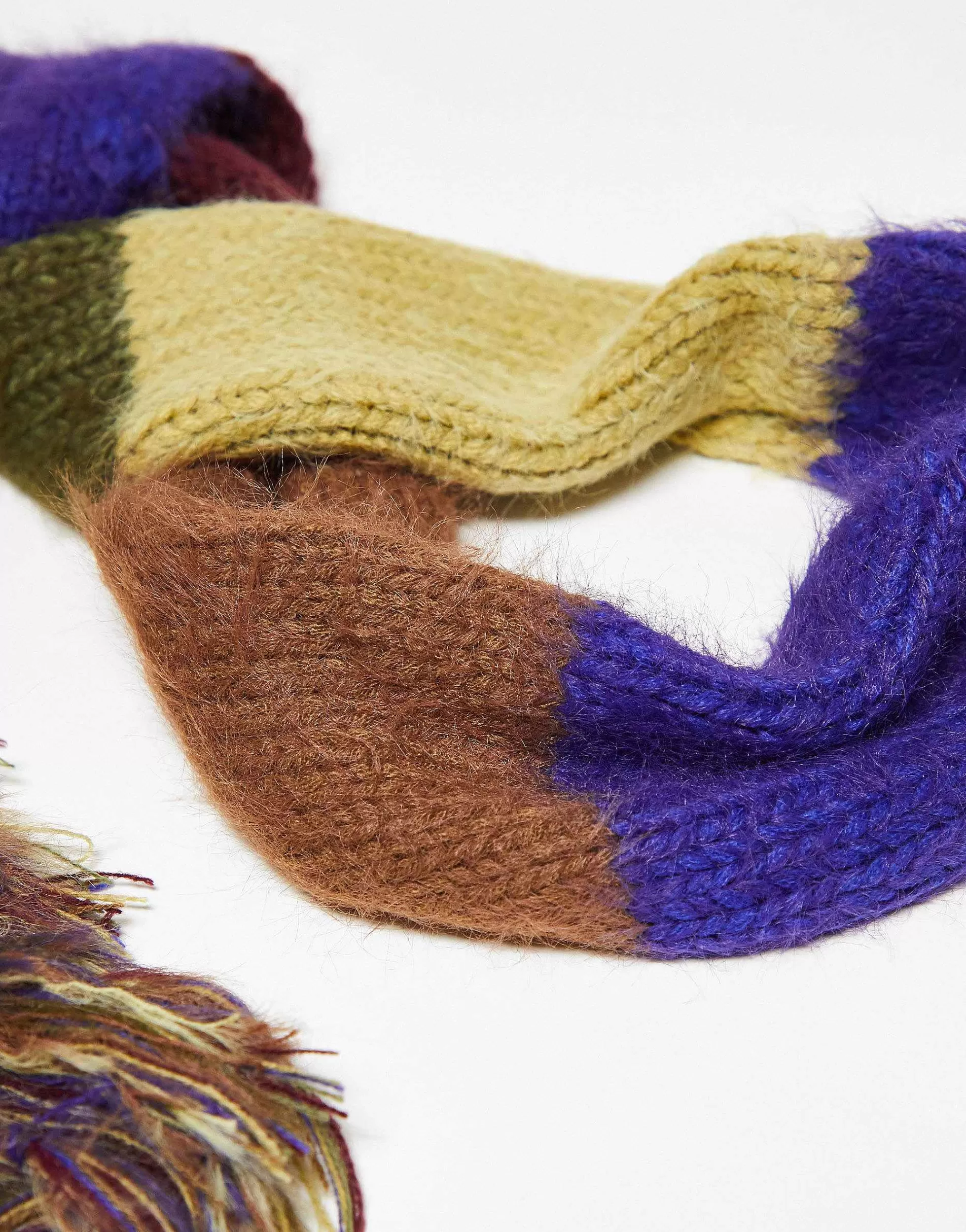 Men Reclaimed Vintage Unisex Knit Stripe Tassle Scarf