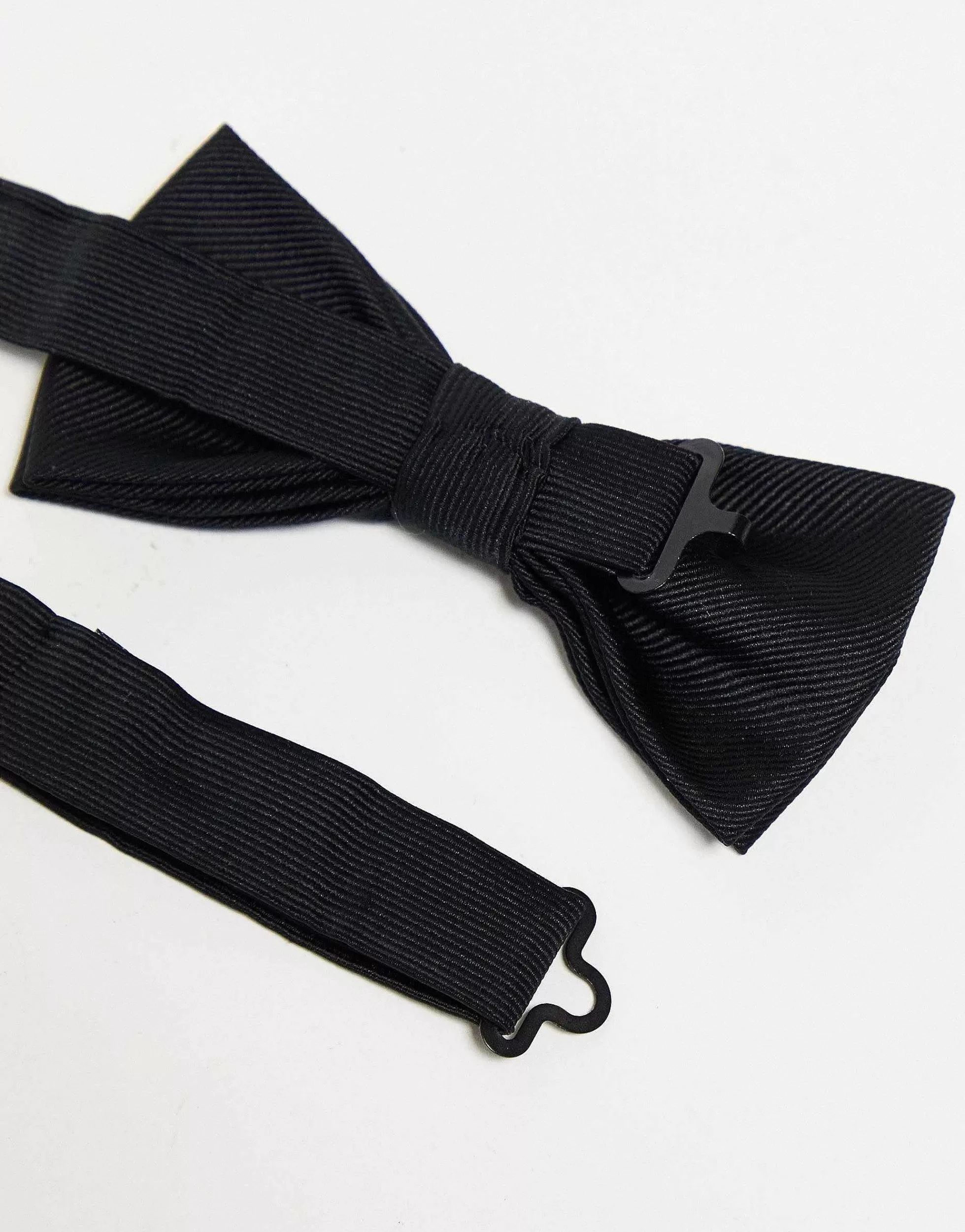 Men River Island Bow Tie In