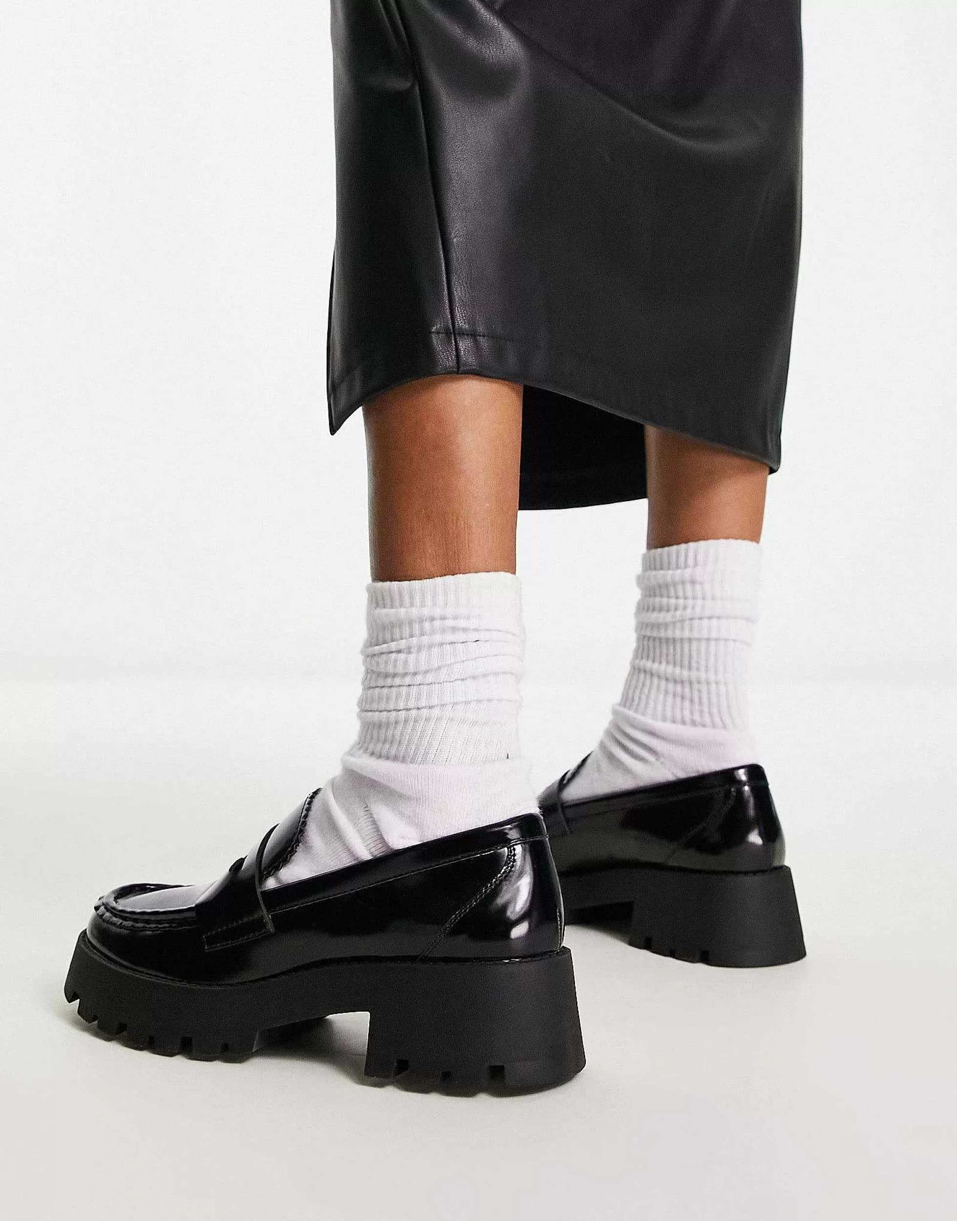 Women Schuh Levi Chunky Loafer In