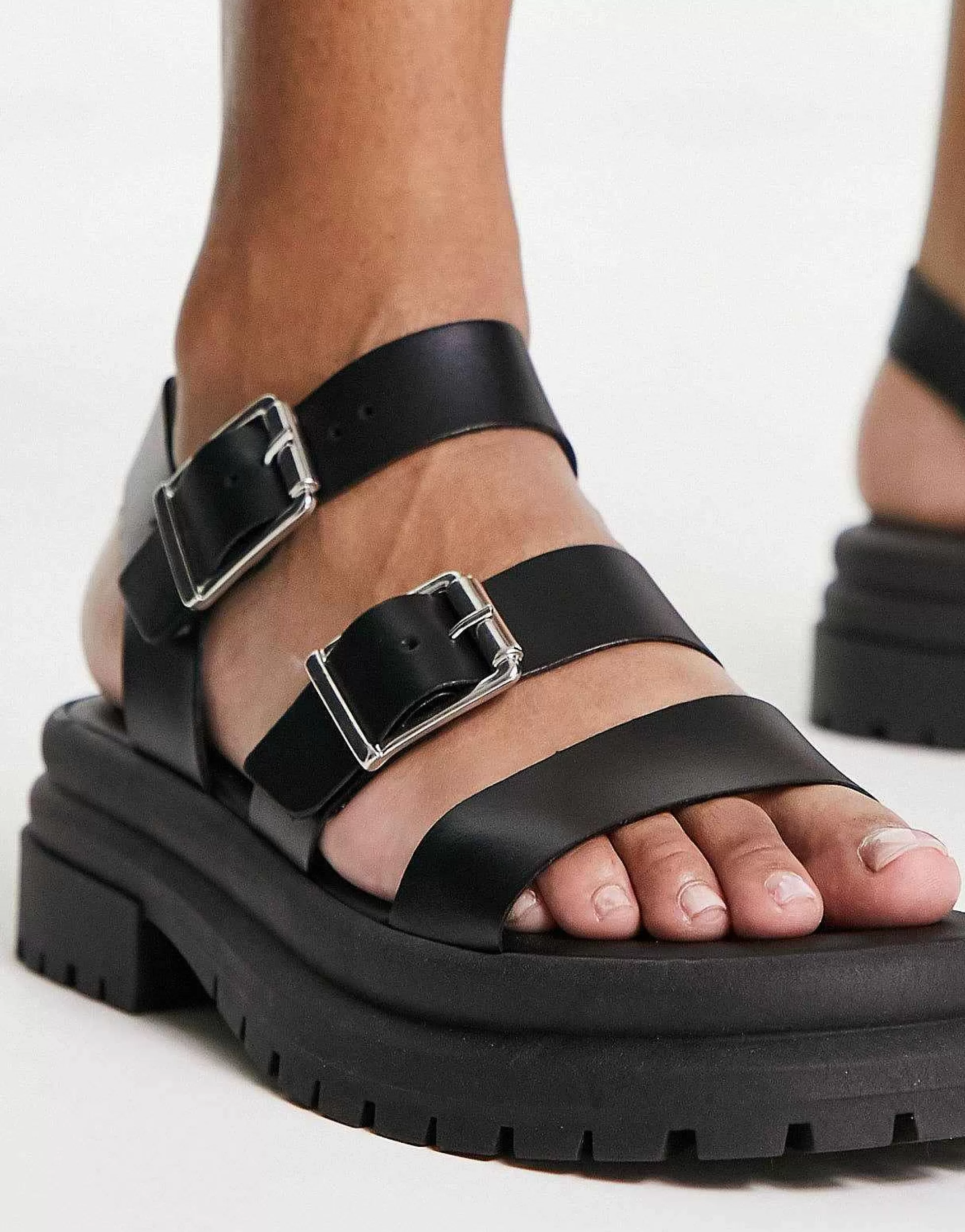 Women Schuh Tyla Chunky Sandals In Leather