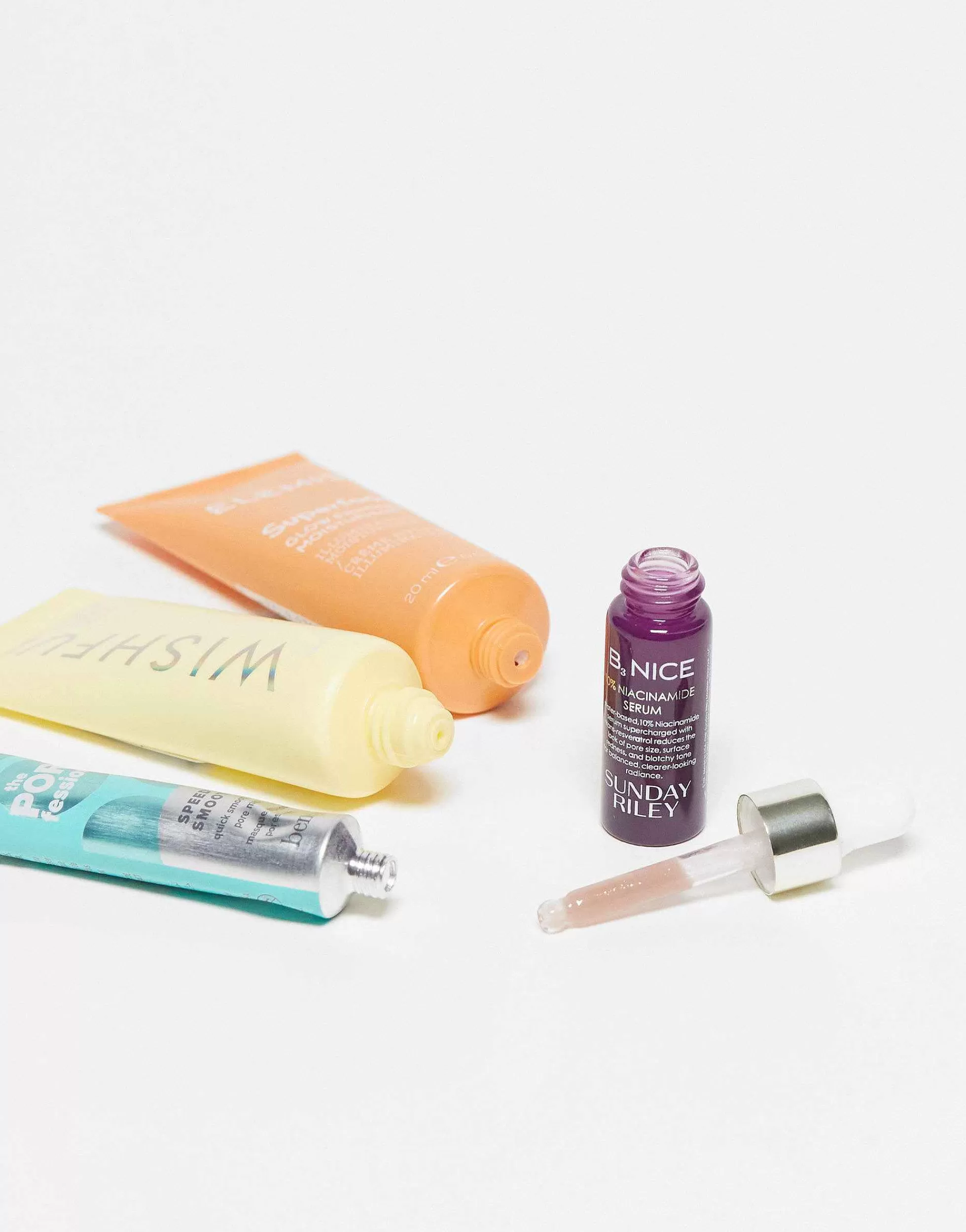 Women Beauty Extras Skincare Vip'S Box Ft. Elemis & Sunday Riley - 65% Saving